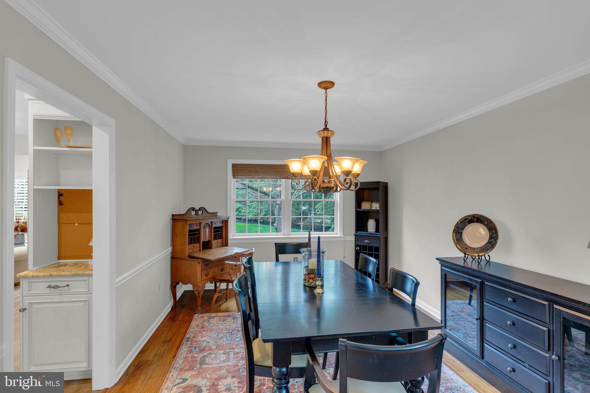 OLD MILL ESTS - Residential