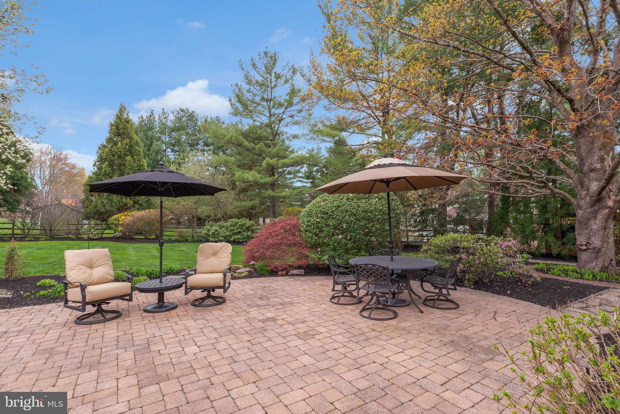 OLD MILL ESTS - Residential