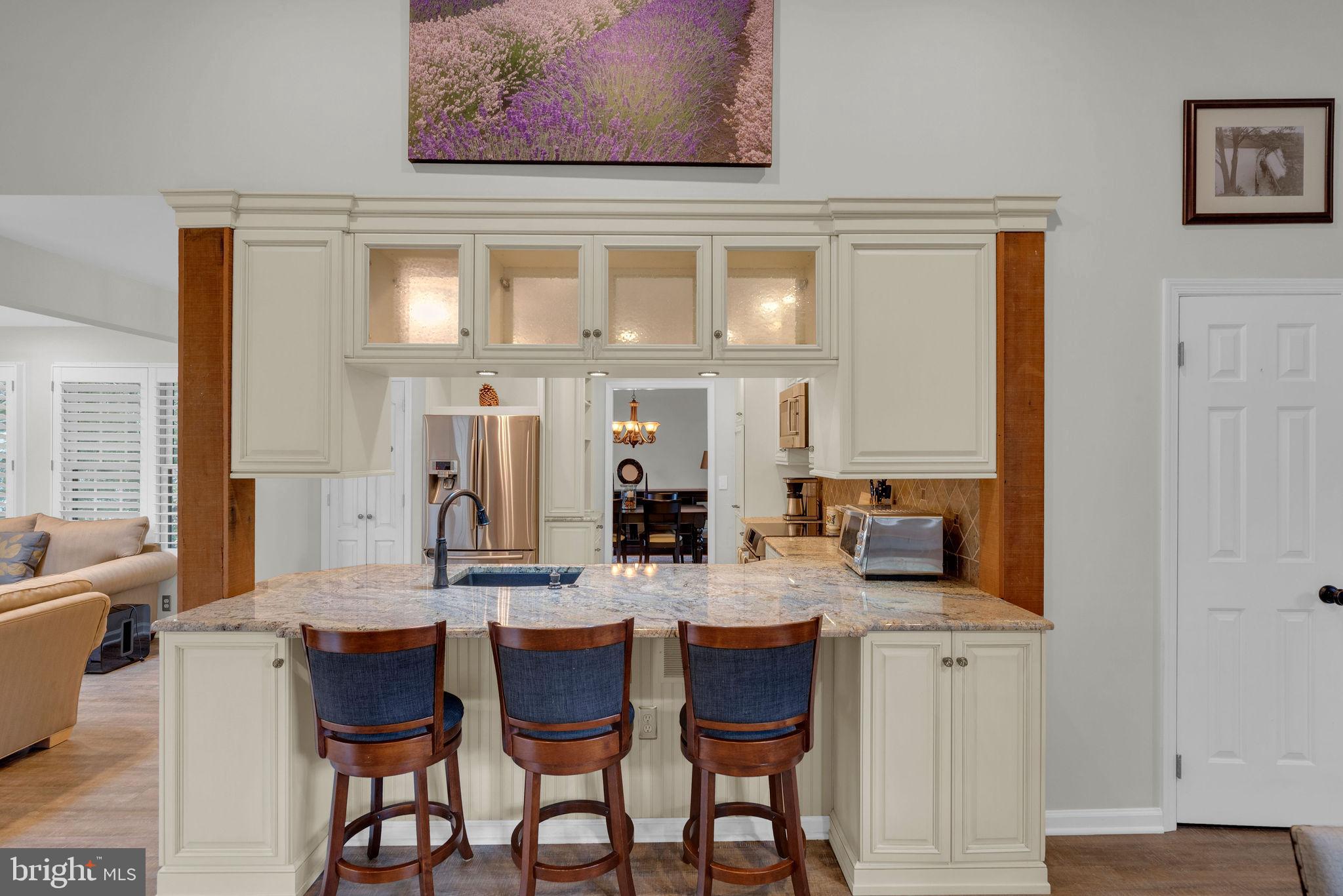 OLD MILL ESTS - Residential