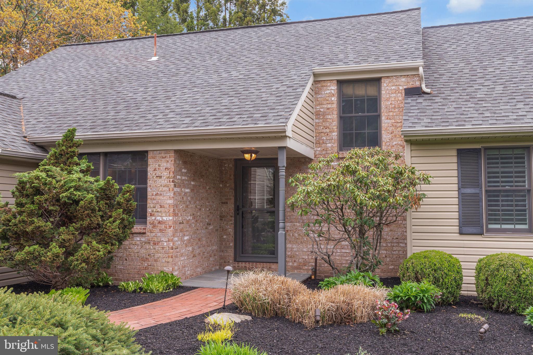 OLD MILL ESTS - Residential