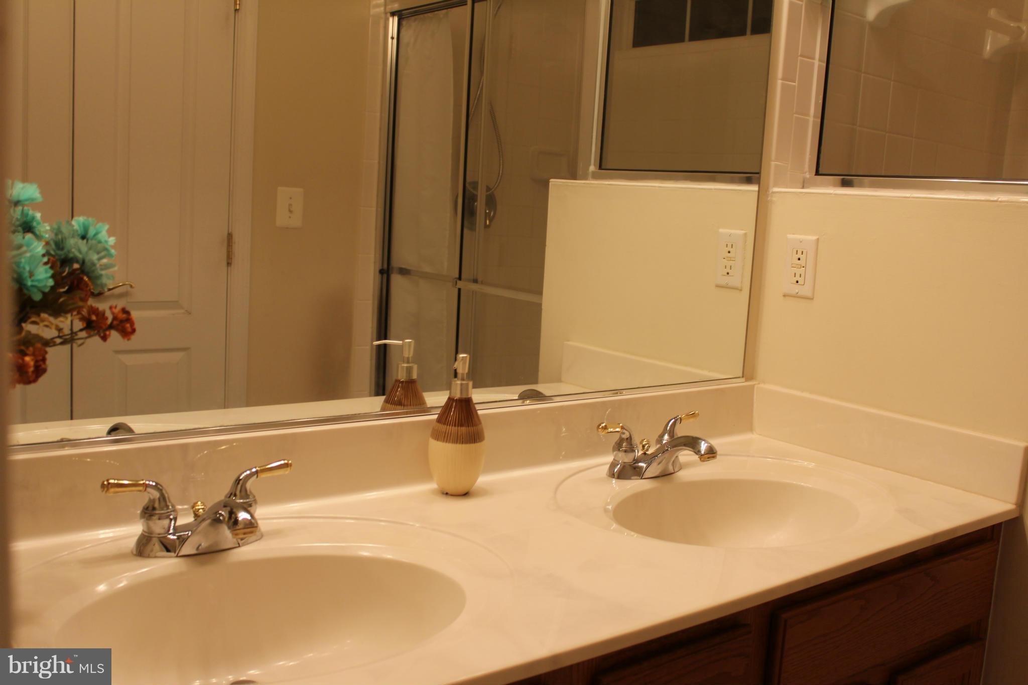 STONE RIDGE NORTH - Residential Lease