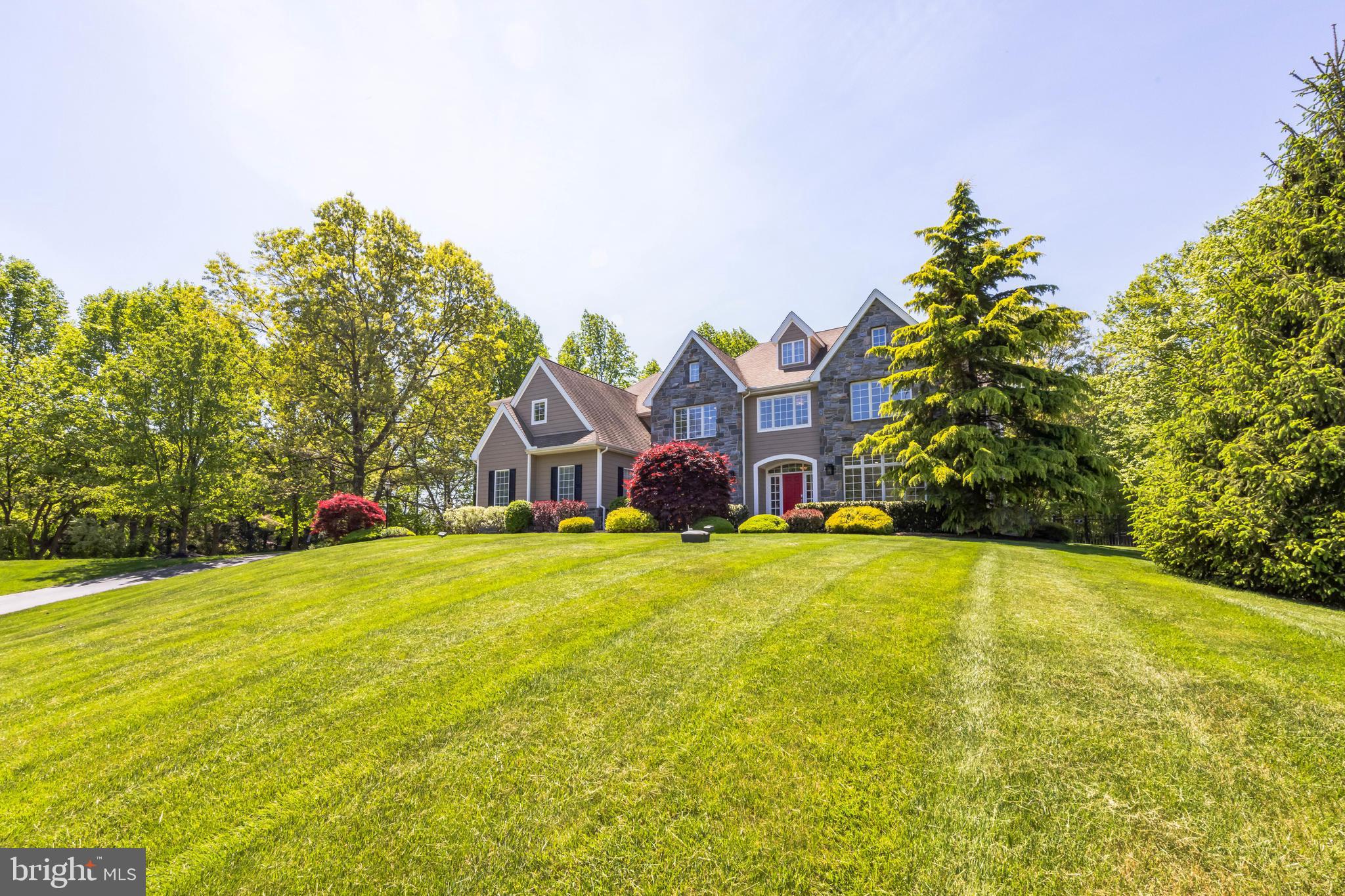 OAK HOLLOW - Residential