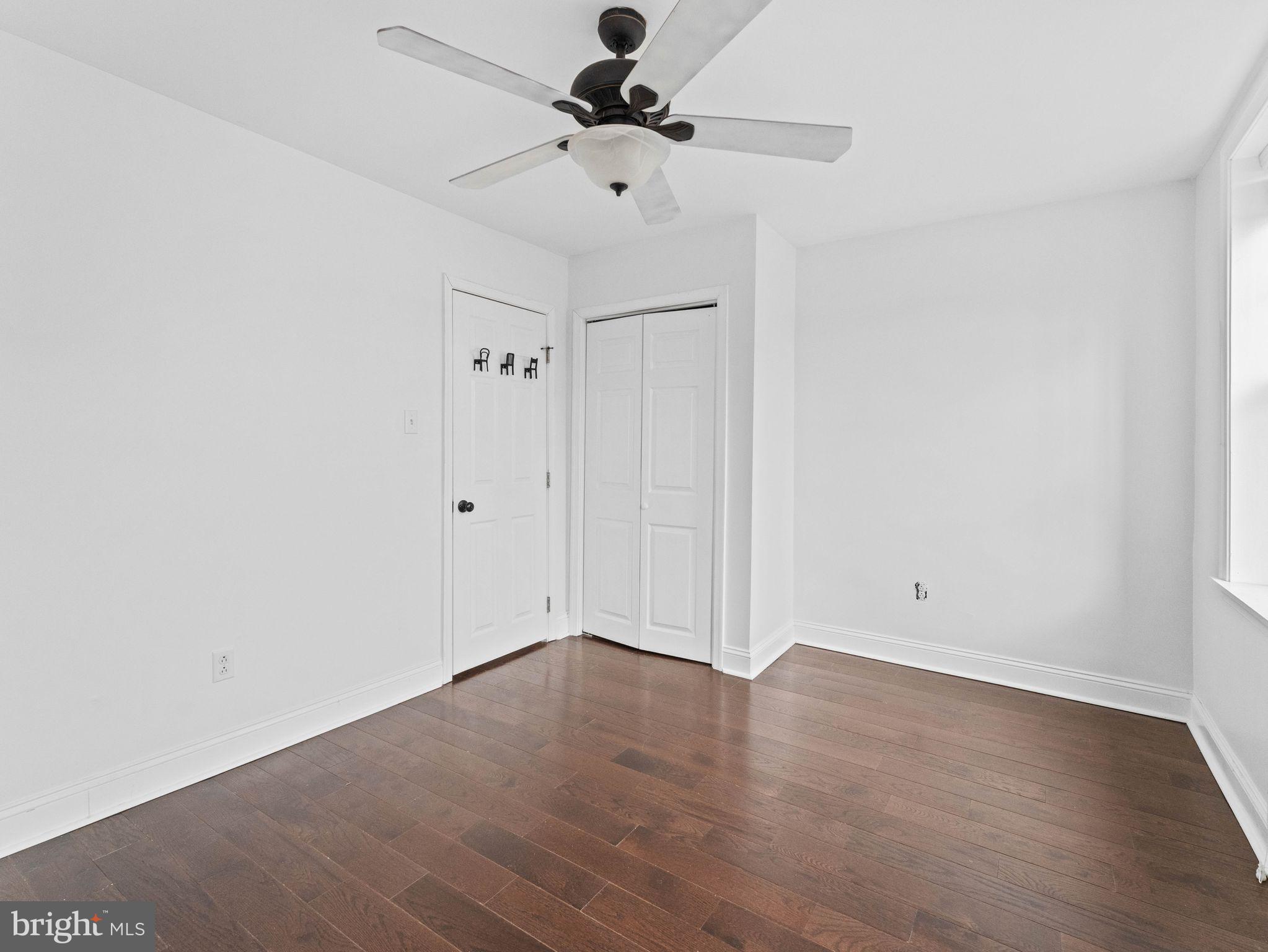 POINT BREEZE - Residential