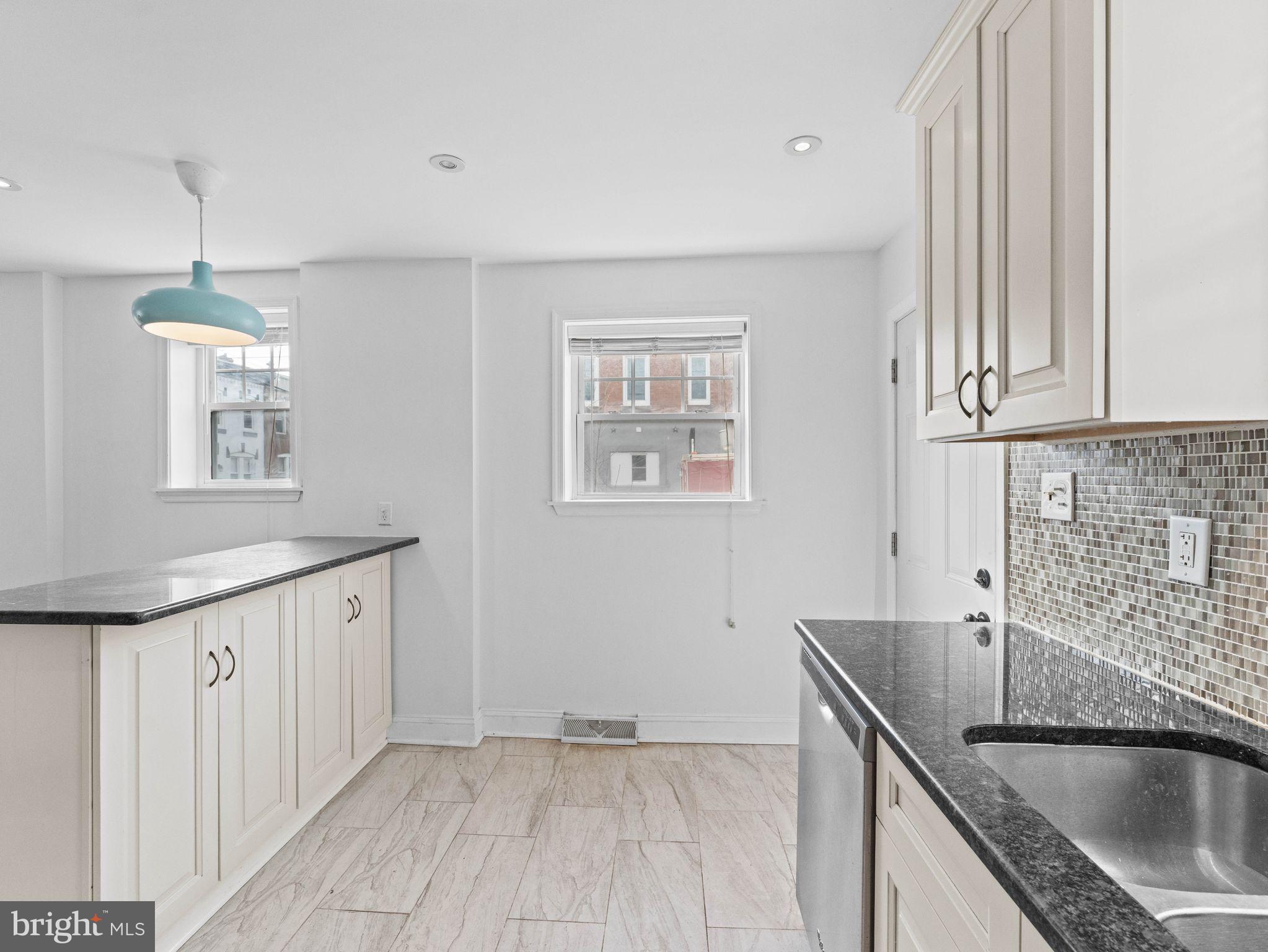 POINT BREEZE - Residential