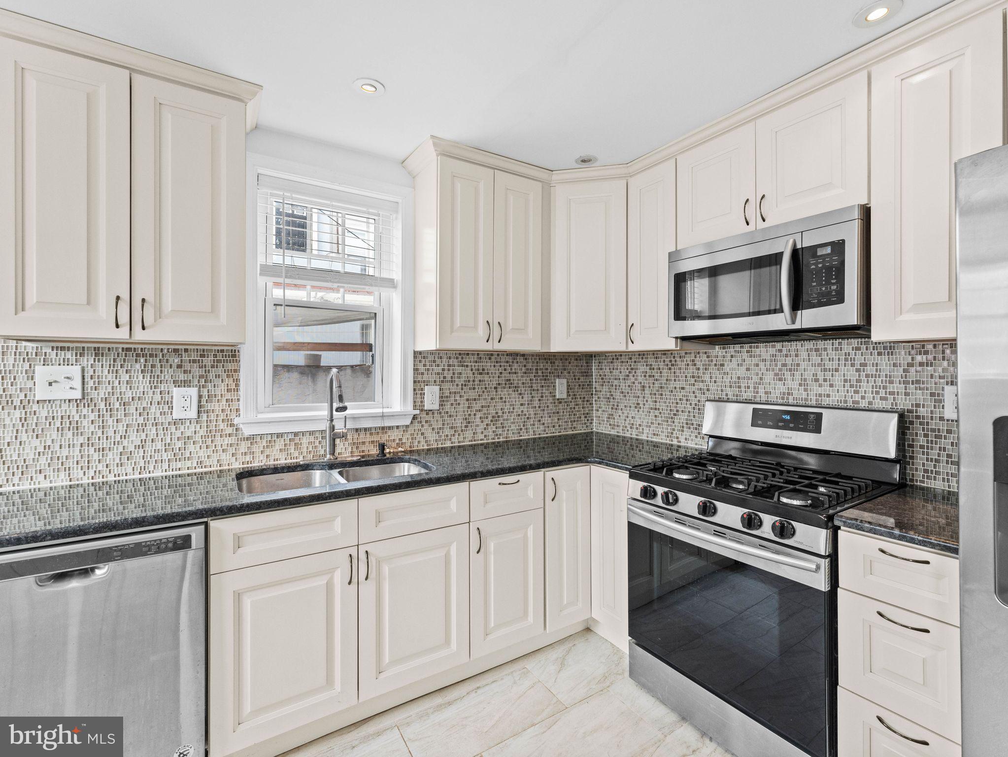 POINT BREEZE - Residential