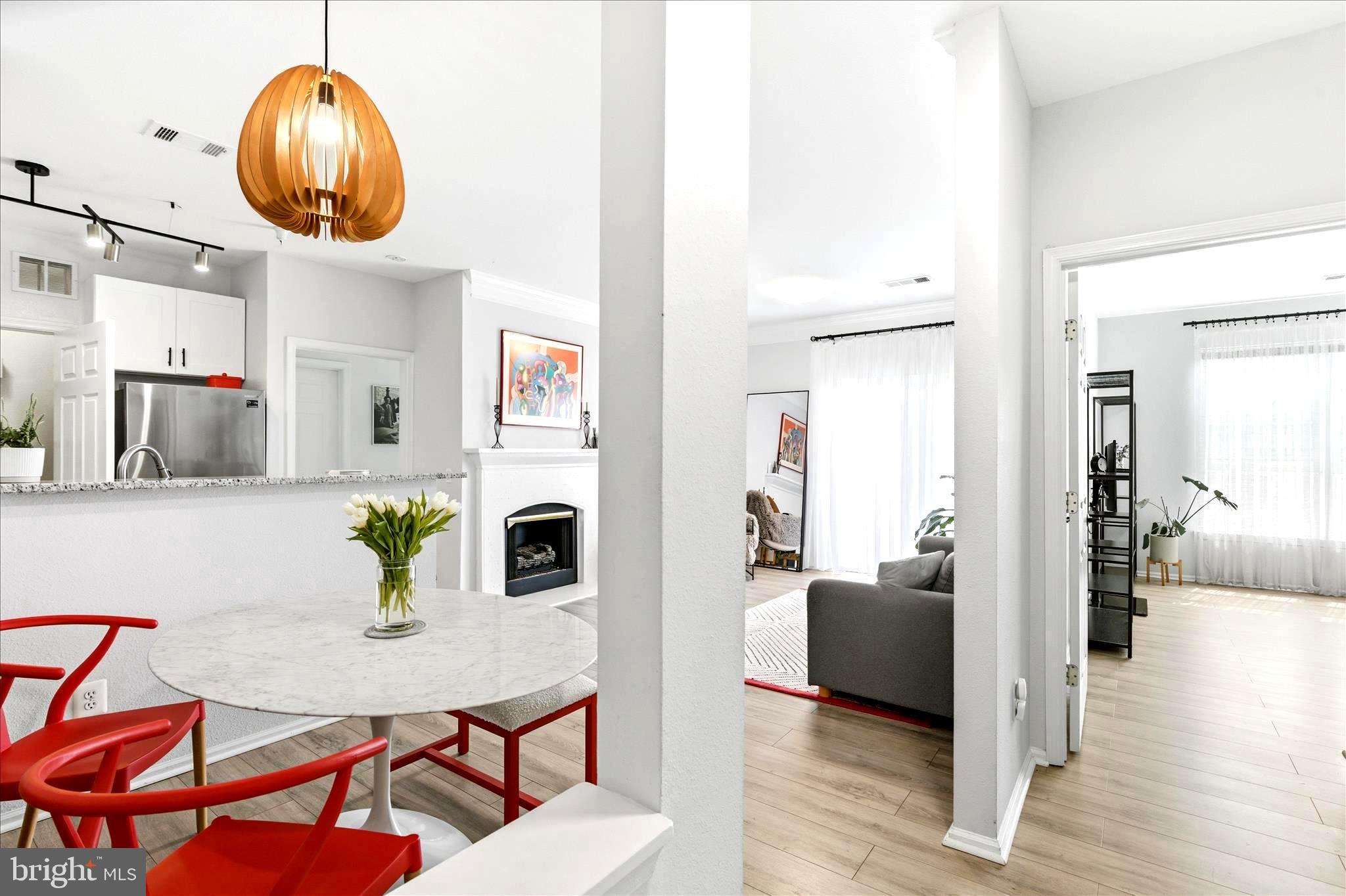 GATES OF MCLEAN - Residential