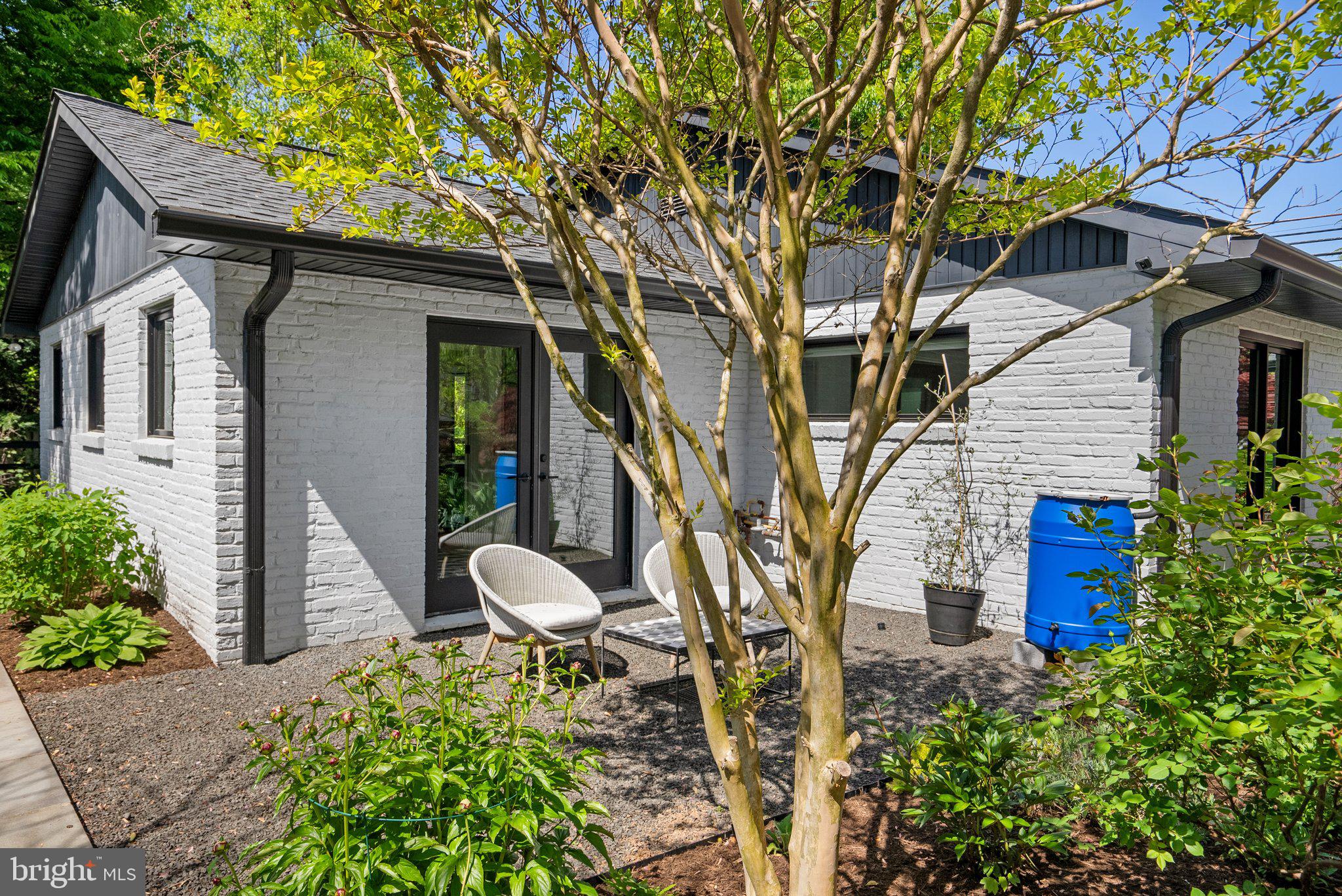 SHIRLEY WOODS - Residential