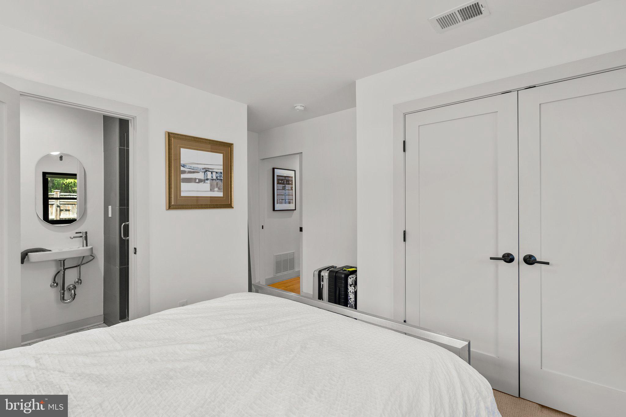 SHIRLEY WOODS - Residential