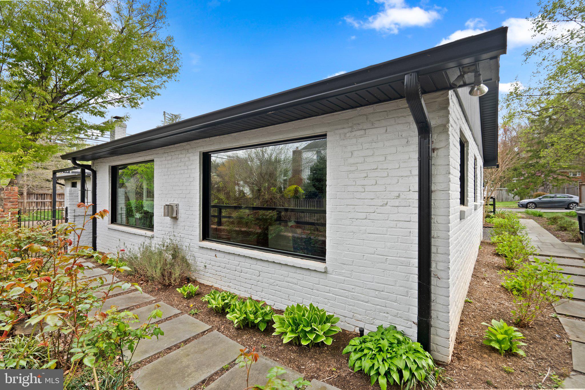 SHIRLEY WOODS - Residential