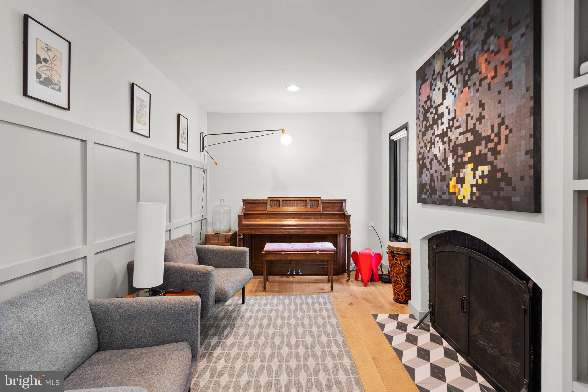 SHIRLEY WOODS - Residential