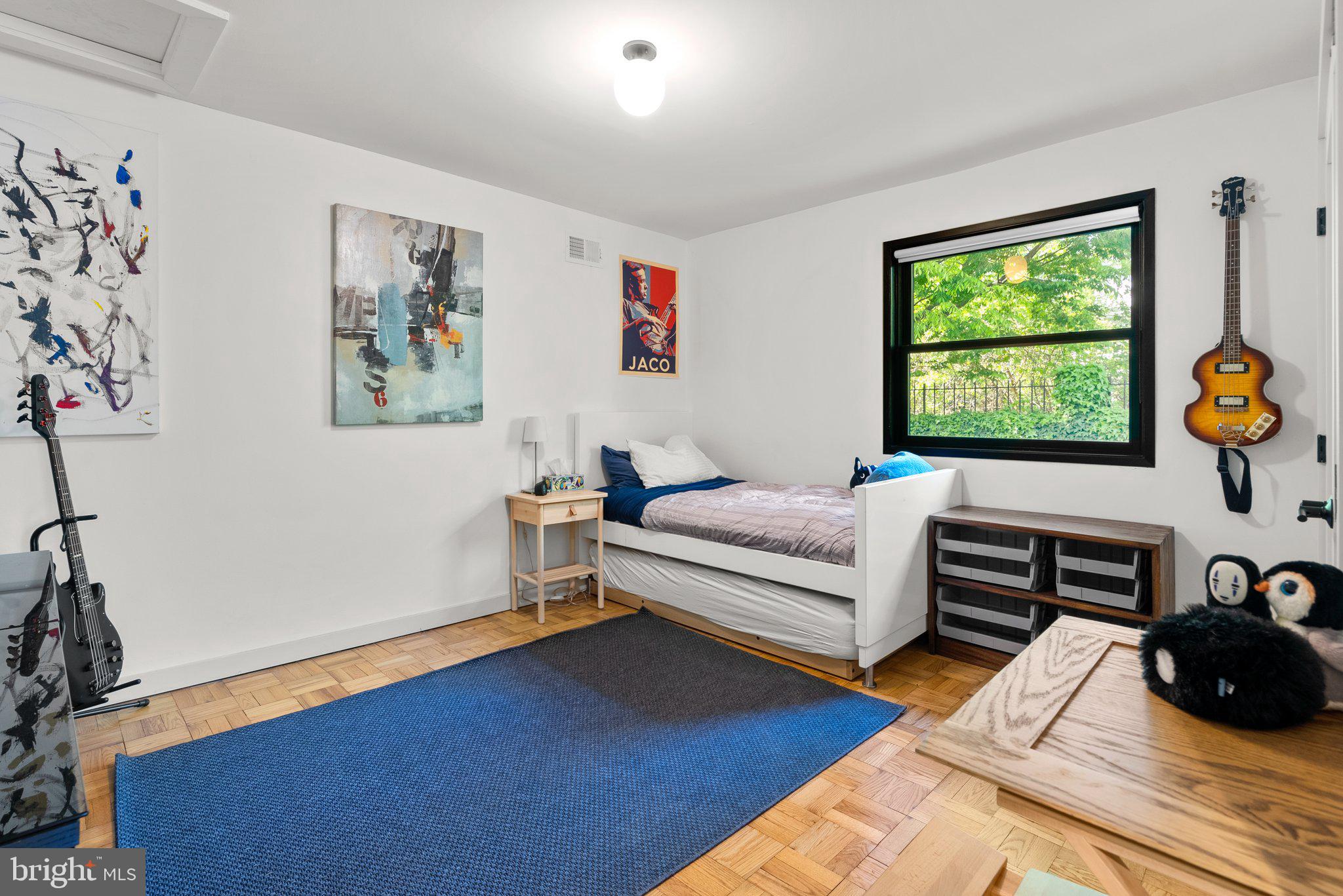 SHIRLEY WOODS - Residential