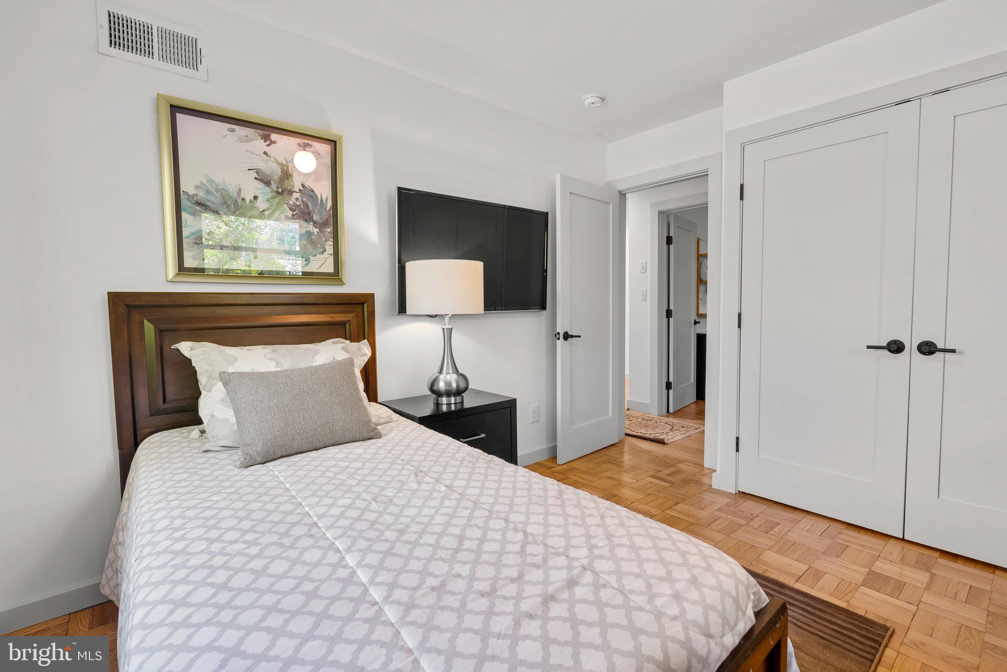 SHIRLEY WOODS - Residential