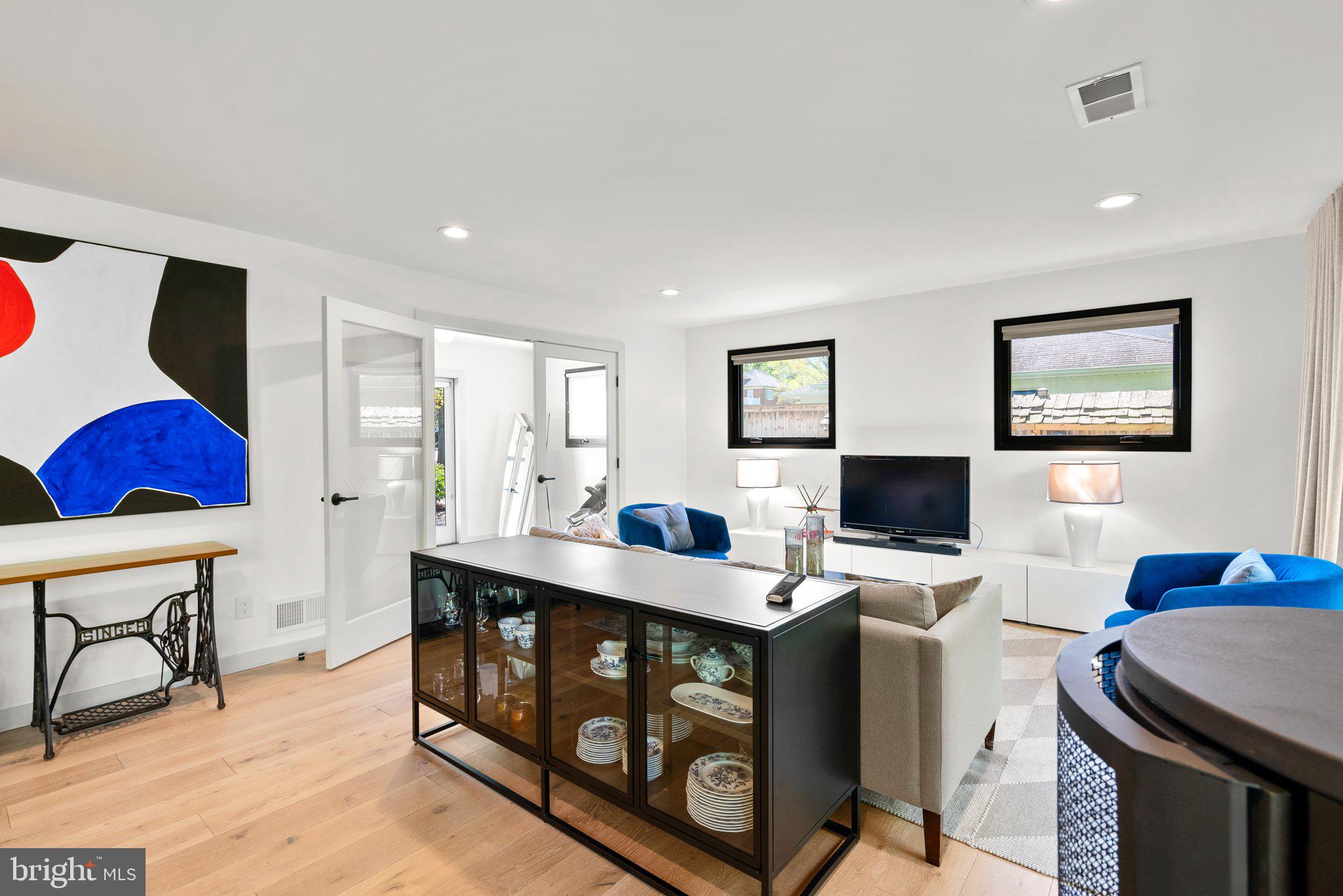 SHIRLEY WOODS - Residential