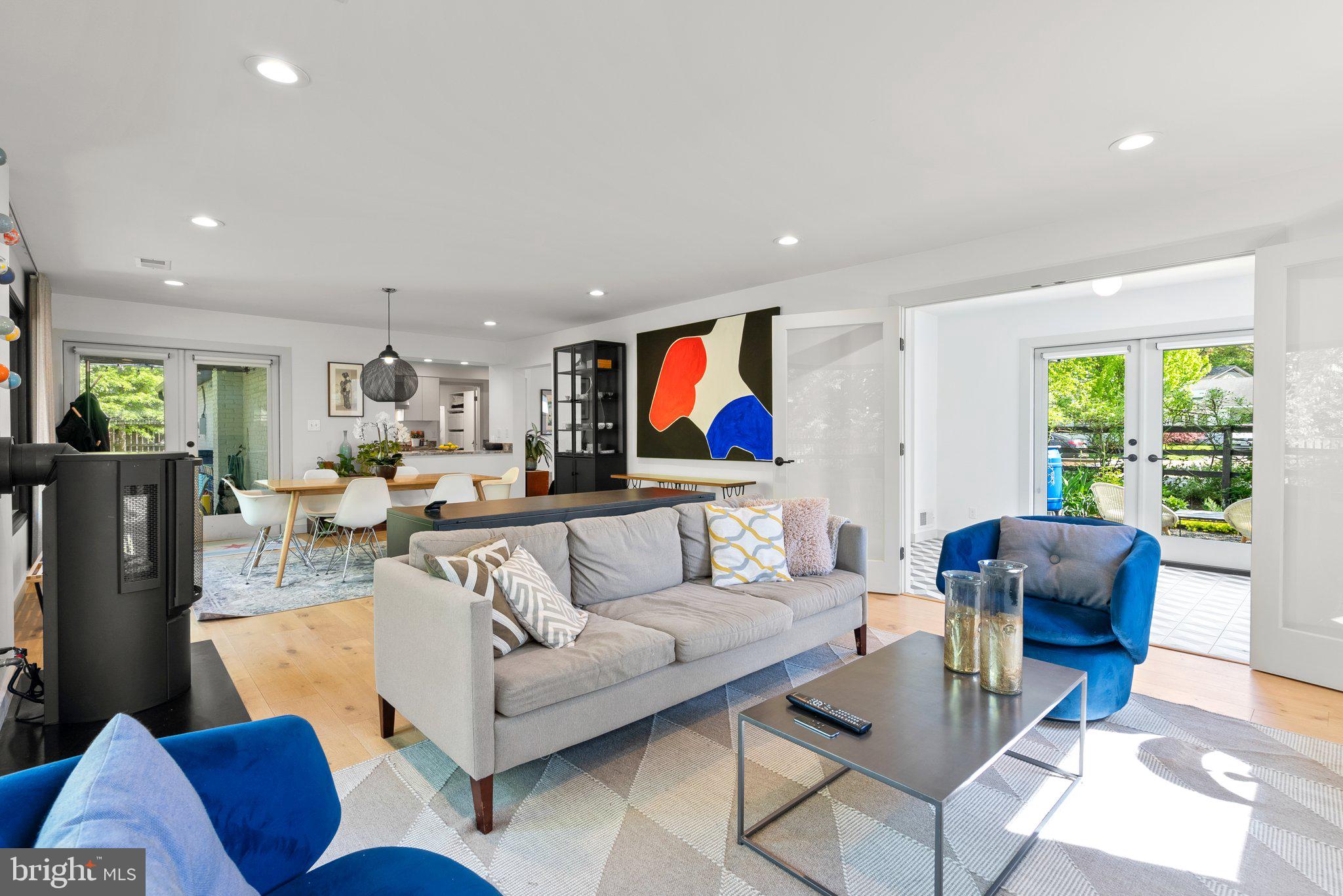 SHIRLEY WOODS - Residential