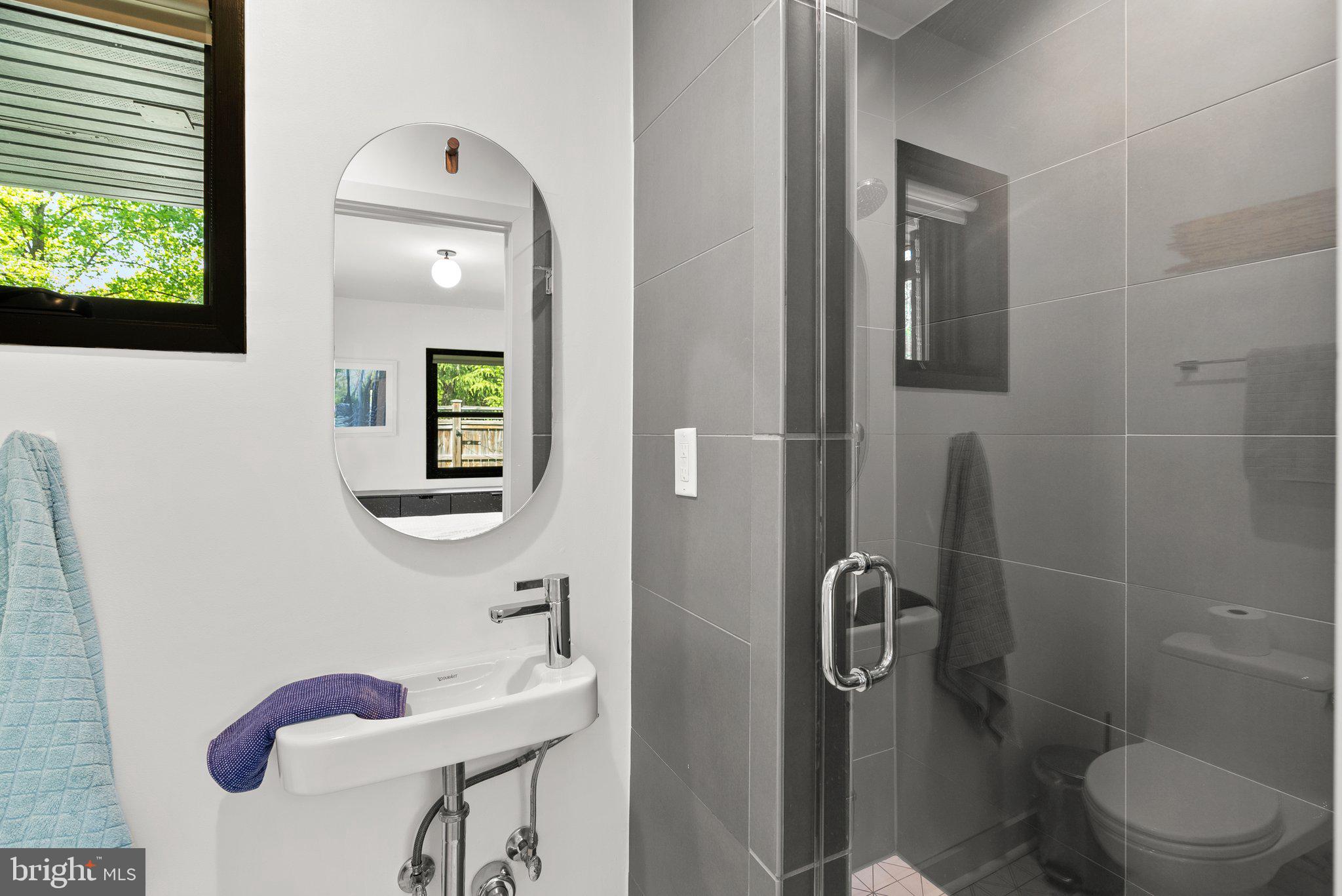 SHIRLEY WOODS - Residential