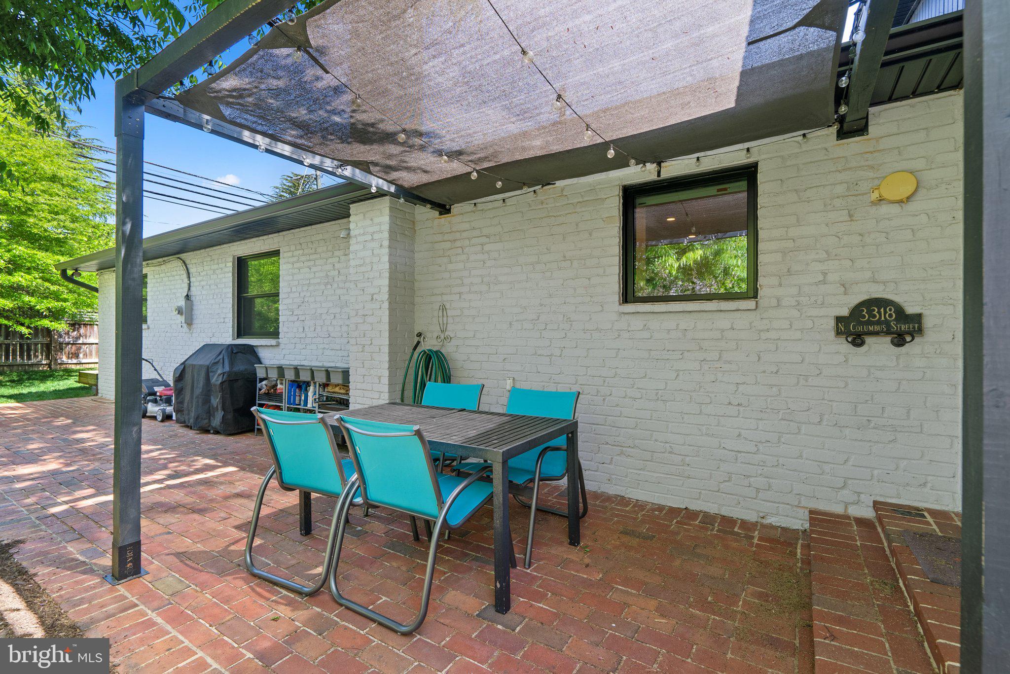 SHIRLEY WOODS - Residential