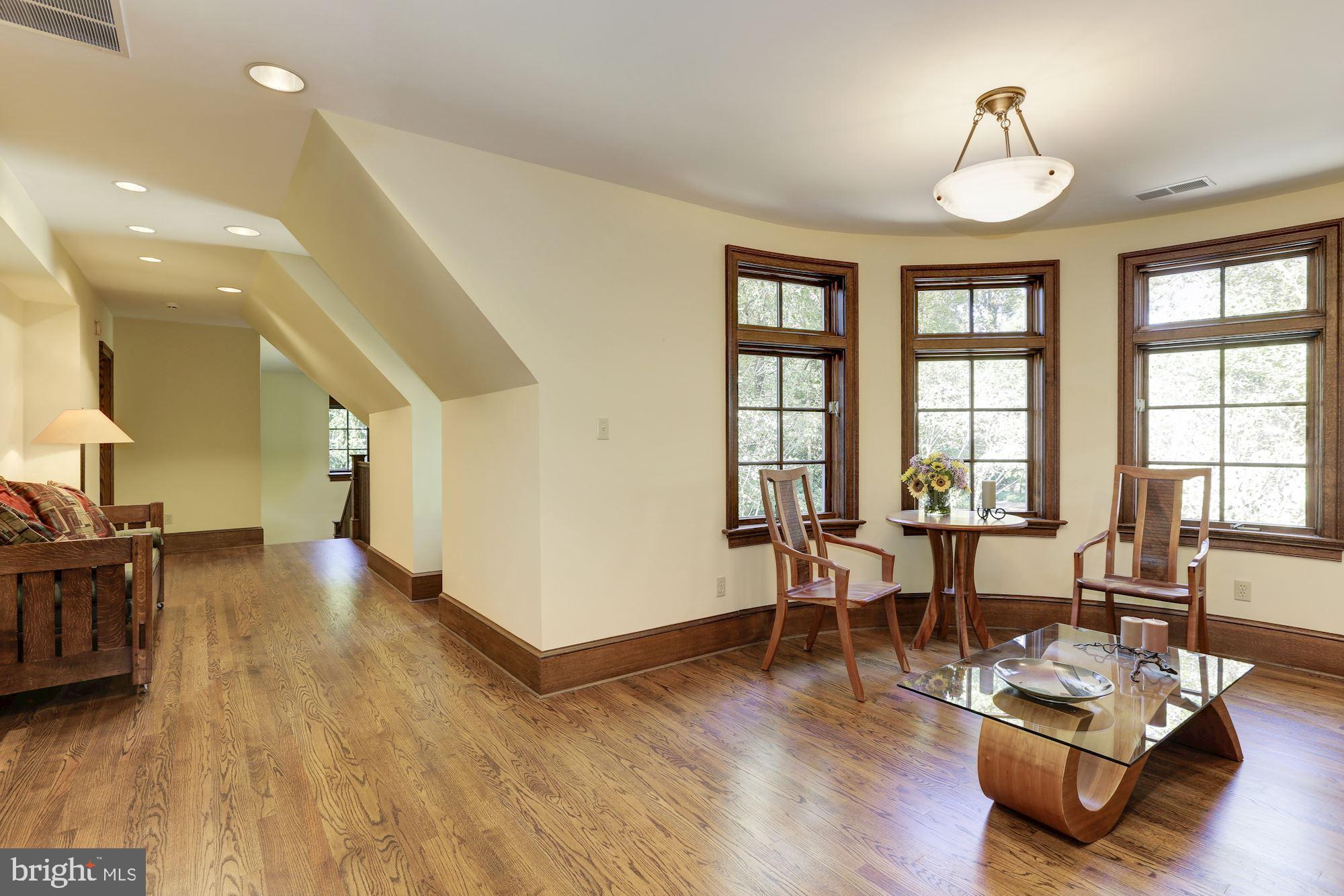 MERRY GO ROUND FARM - Residential