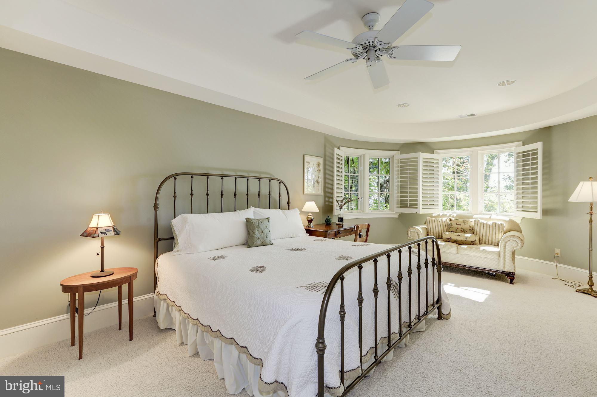 MERRY GO ROUND FARM - Residential