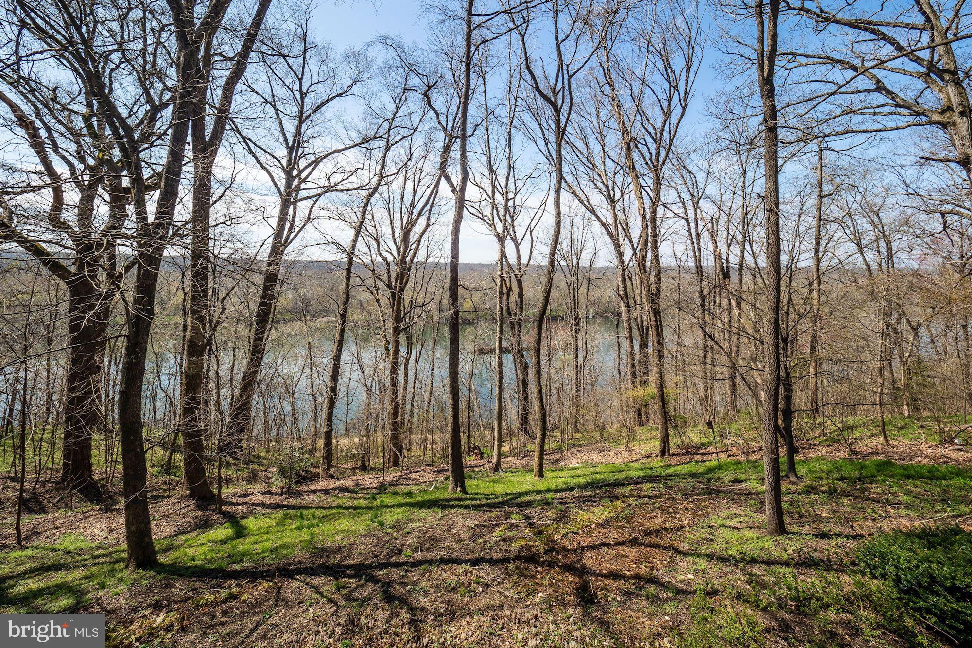 MERRY GO ROUND FARM - Residential