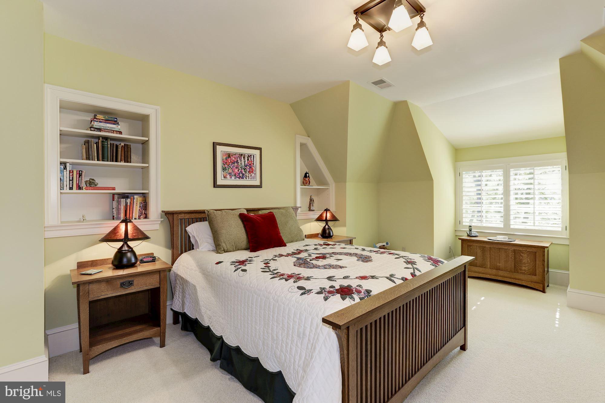 MERRY GO ROUND FARM - Residential