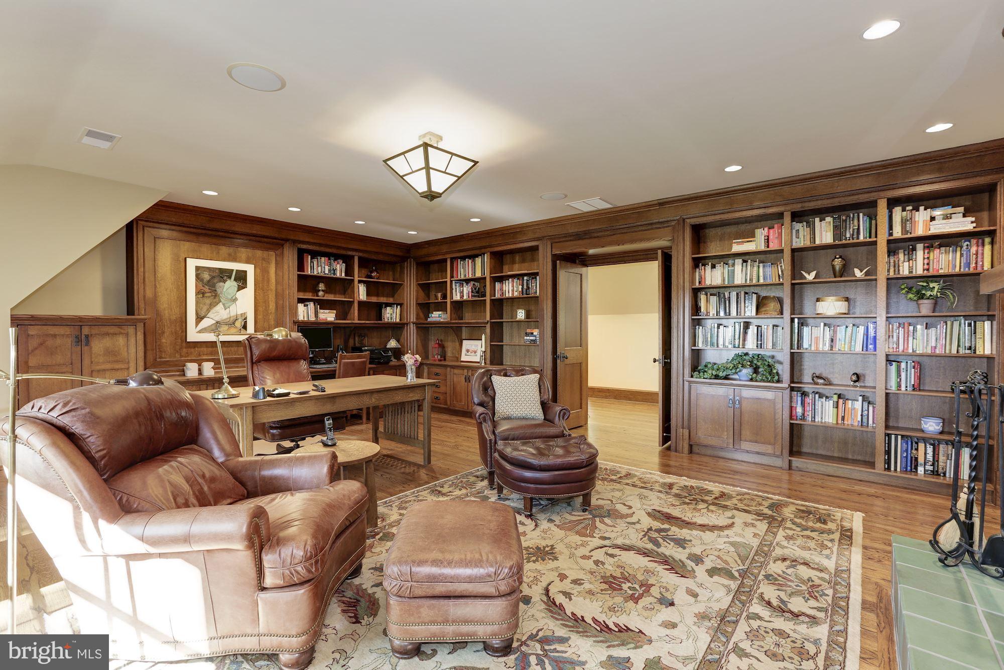 MERRY GO ROUND FARM - Residential