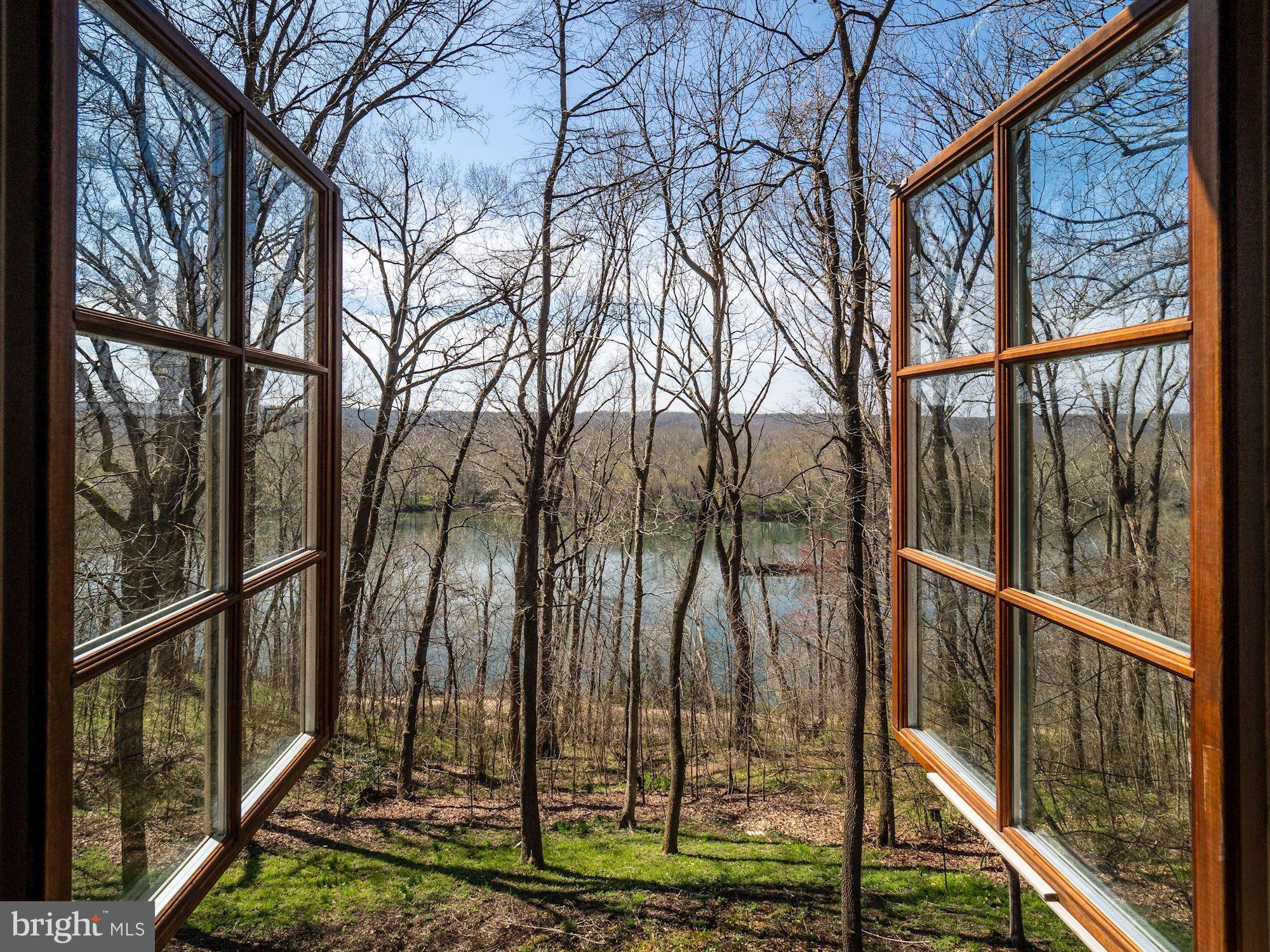 MERRY GO ROUND FARM - Residential