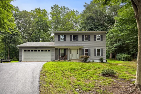 11547 Arrington Court, Manassas, VA MLS: VAPW2125156