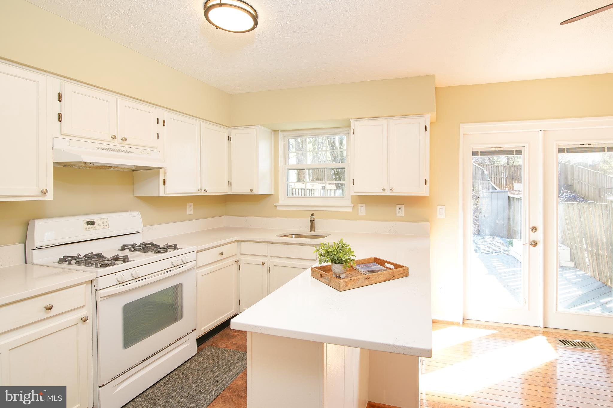 WAVERLY CONDOMINIUMS - Residential