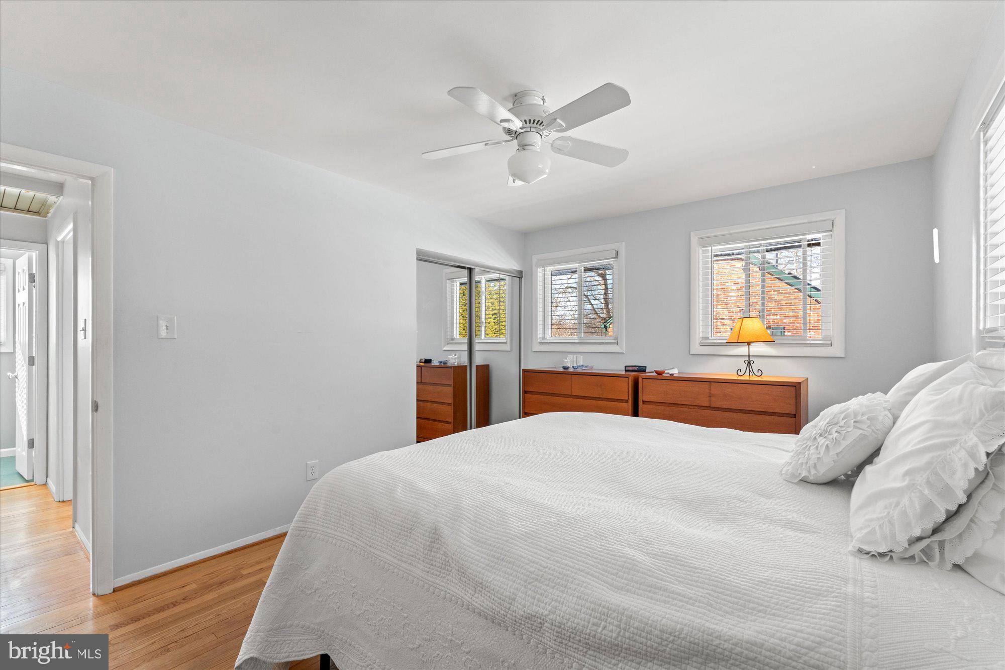 WAYNEWOOD - Residential