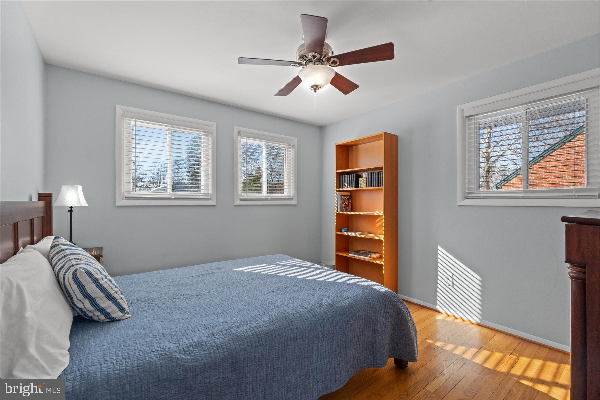 WAYNEWOOD - Residential