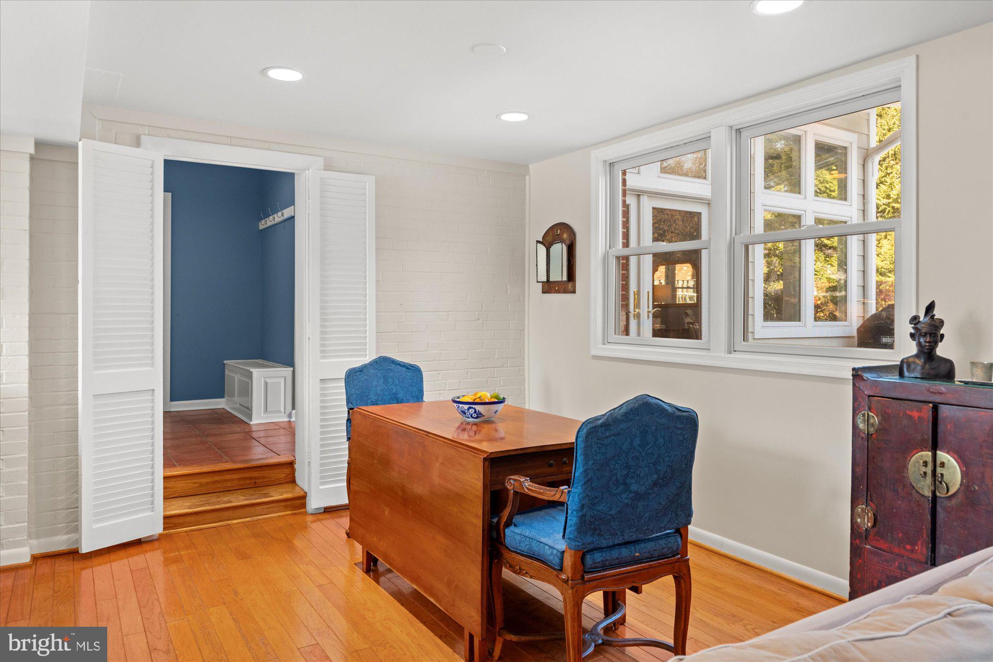 WAYNEWOOD - Residential