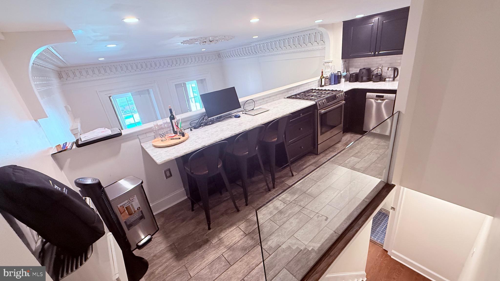 WASHINGTON SQ WEST - Residential