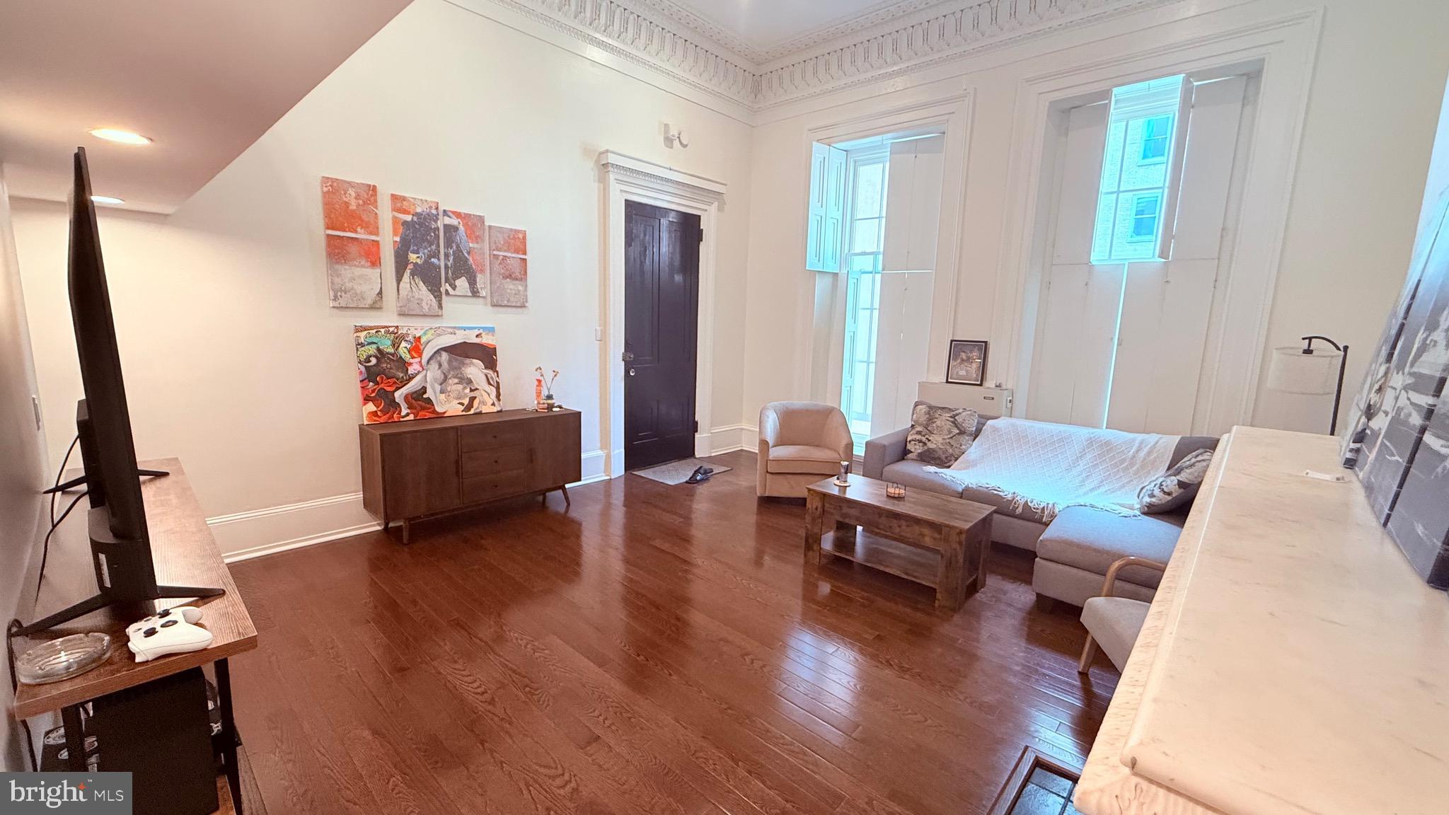 WASHINGTON SQ WEST - Residential