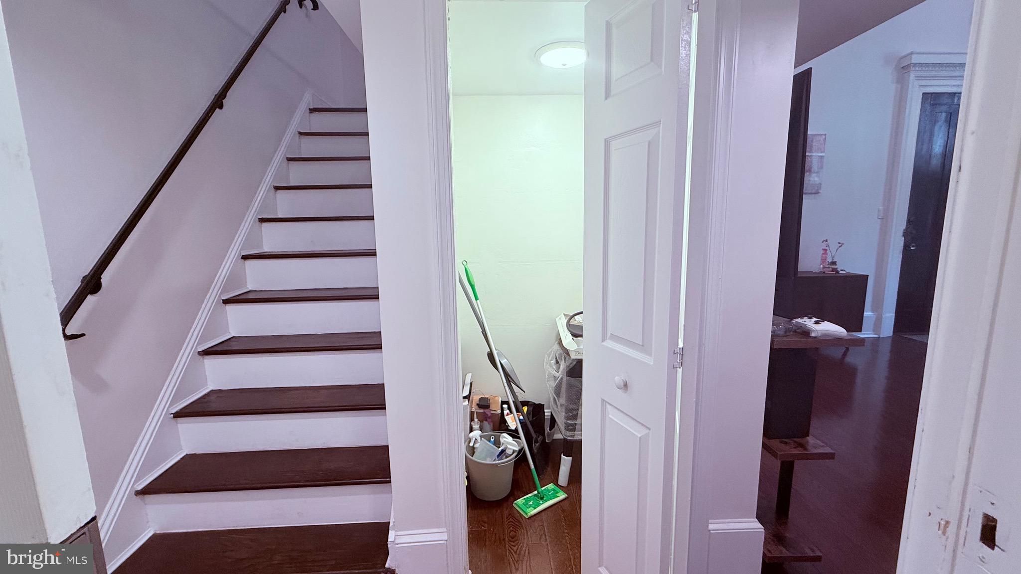 WASHINGTON SQ WEST - Residential