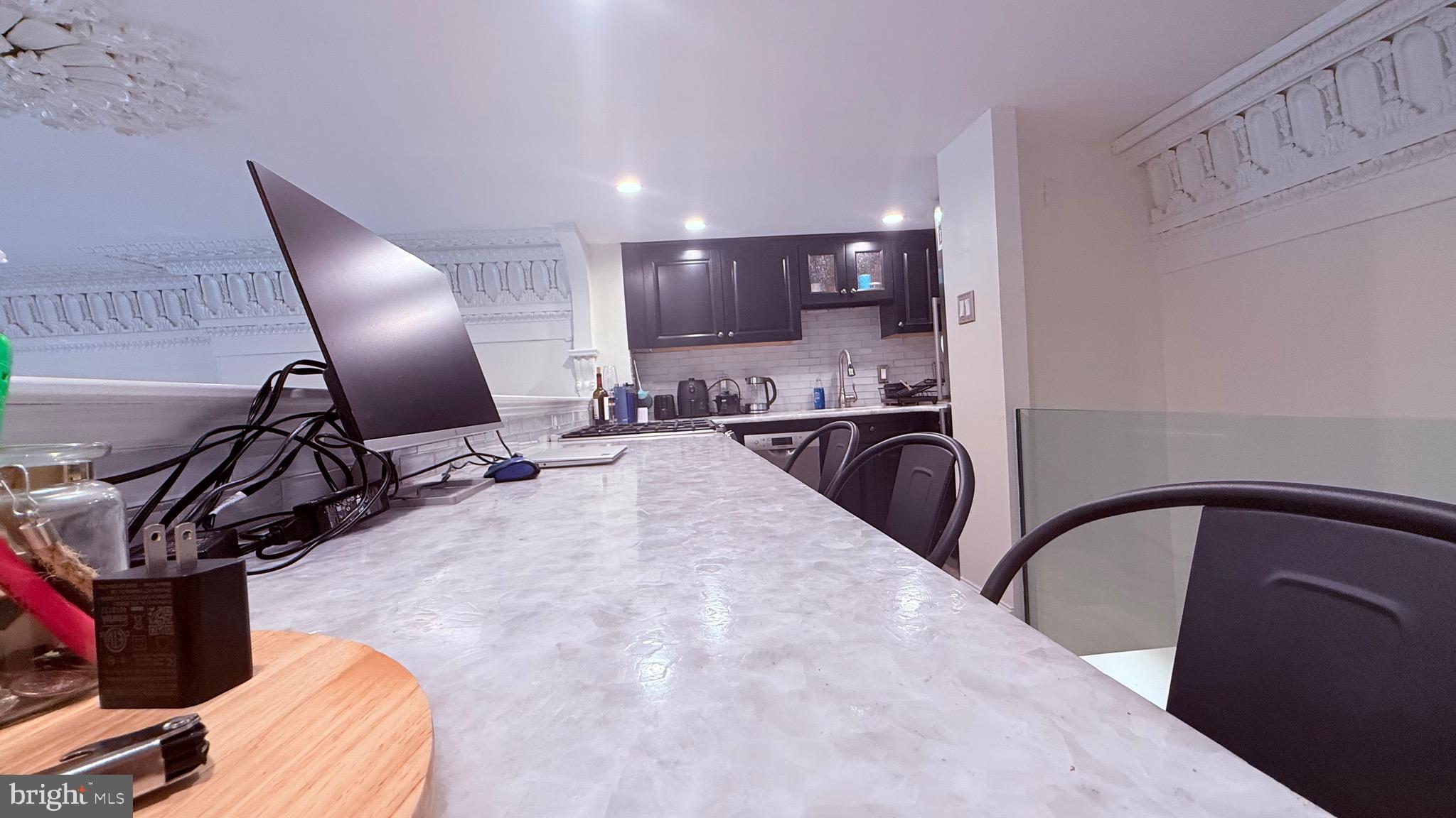 WASHINGTON SQ WEST - Residential