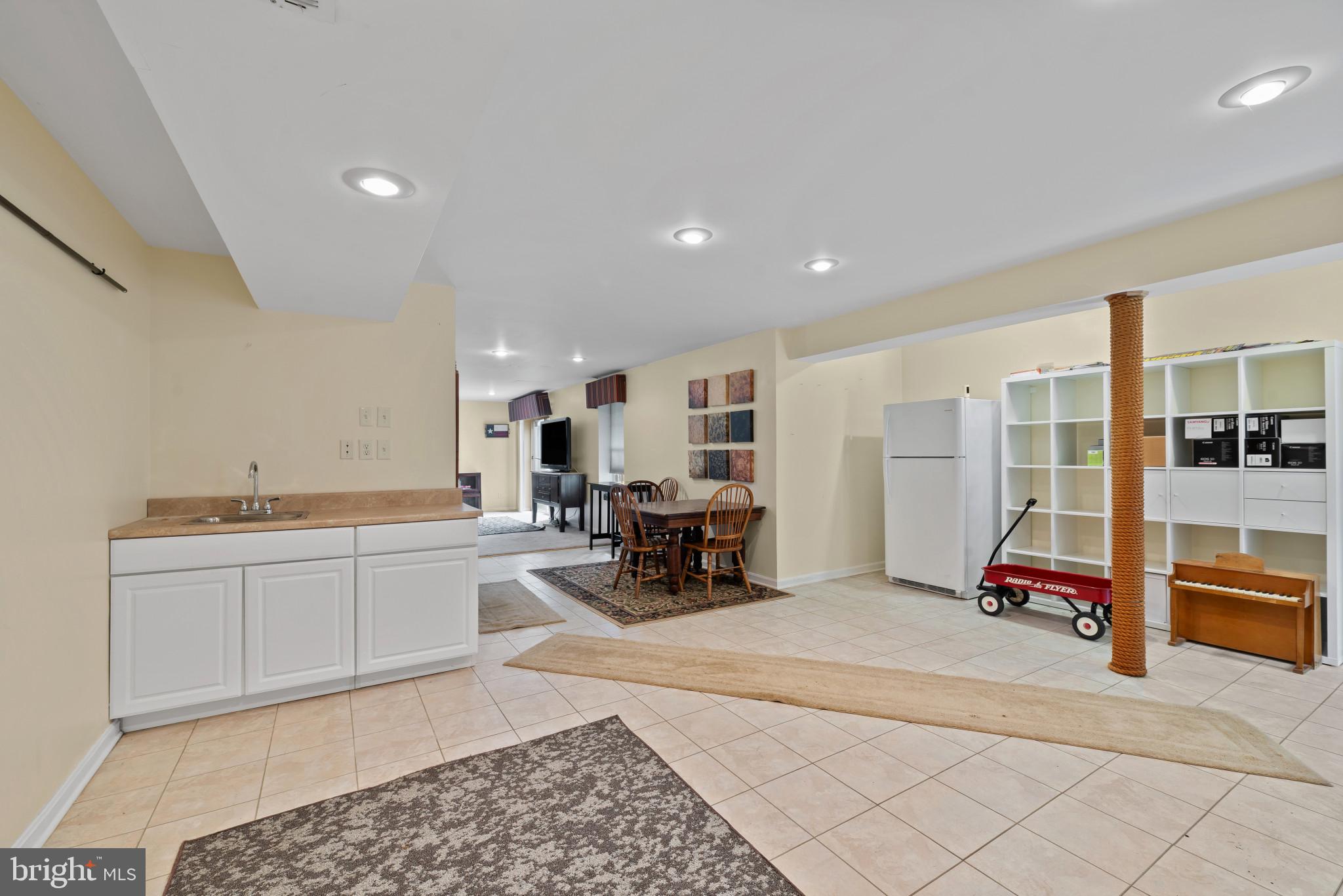 CANTER FARMS - Residential