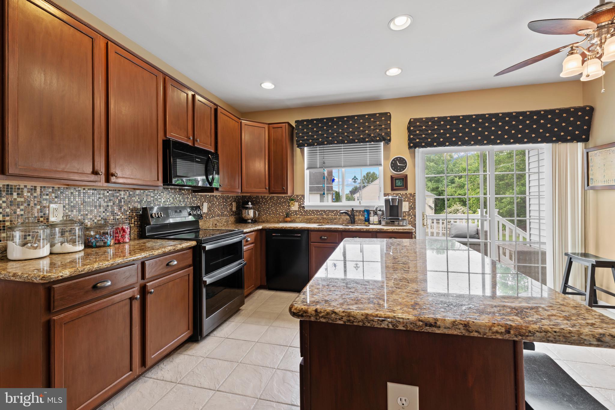 CANTER FARMS - Residential