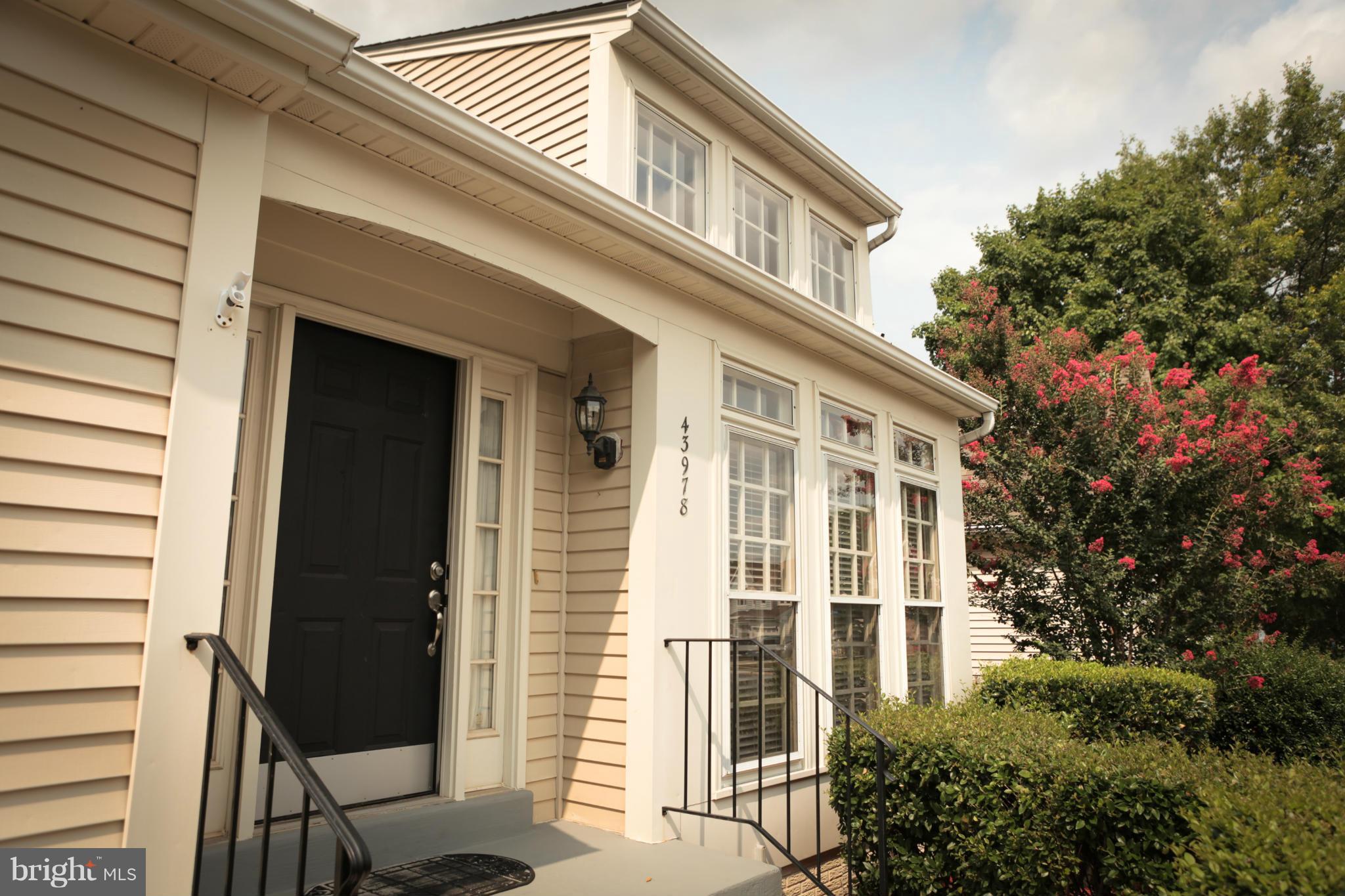 ASHBURN VILLAGE - Residential