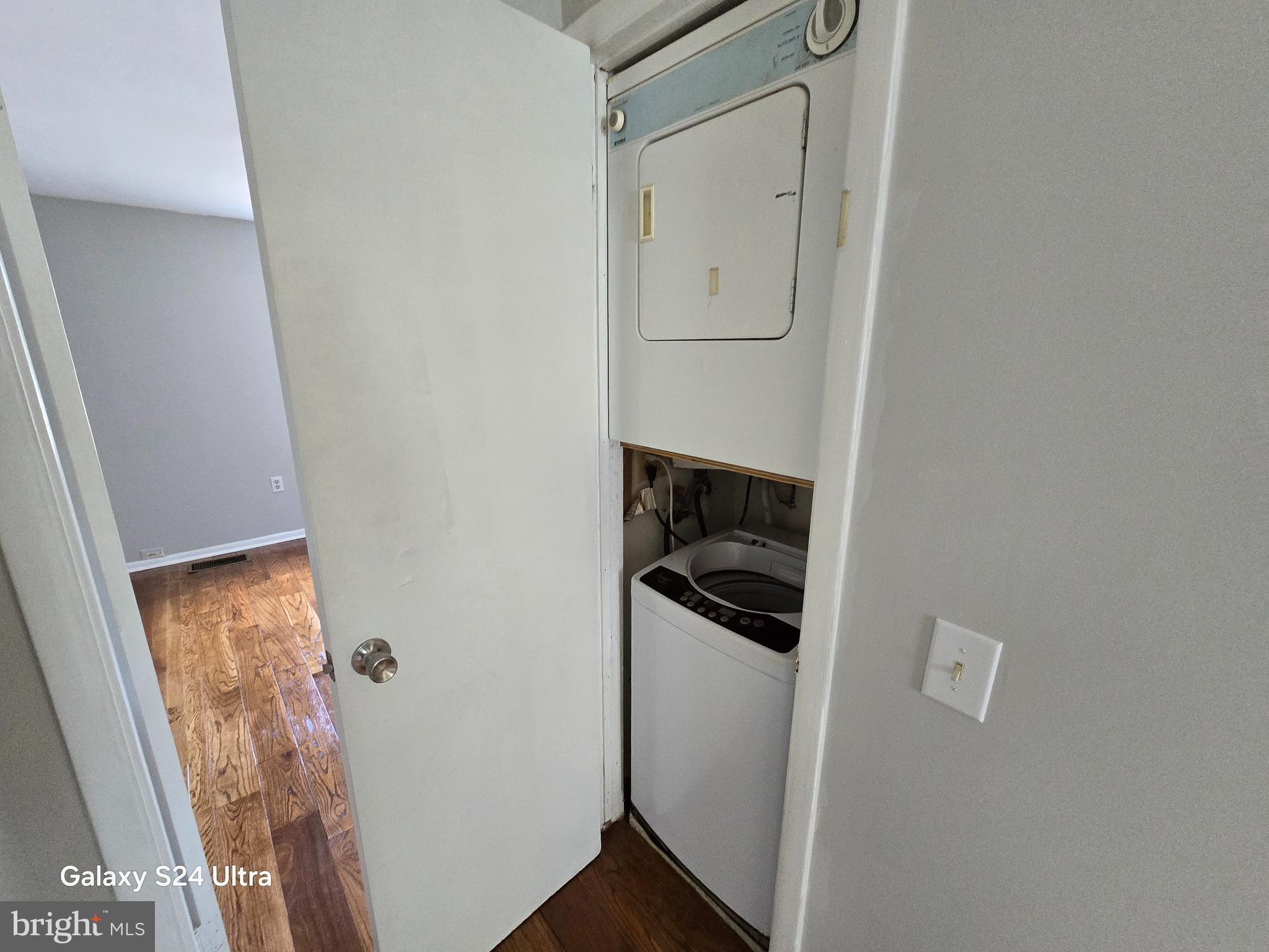 BROOKLEIGH - Residential Lease