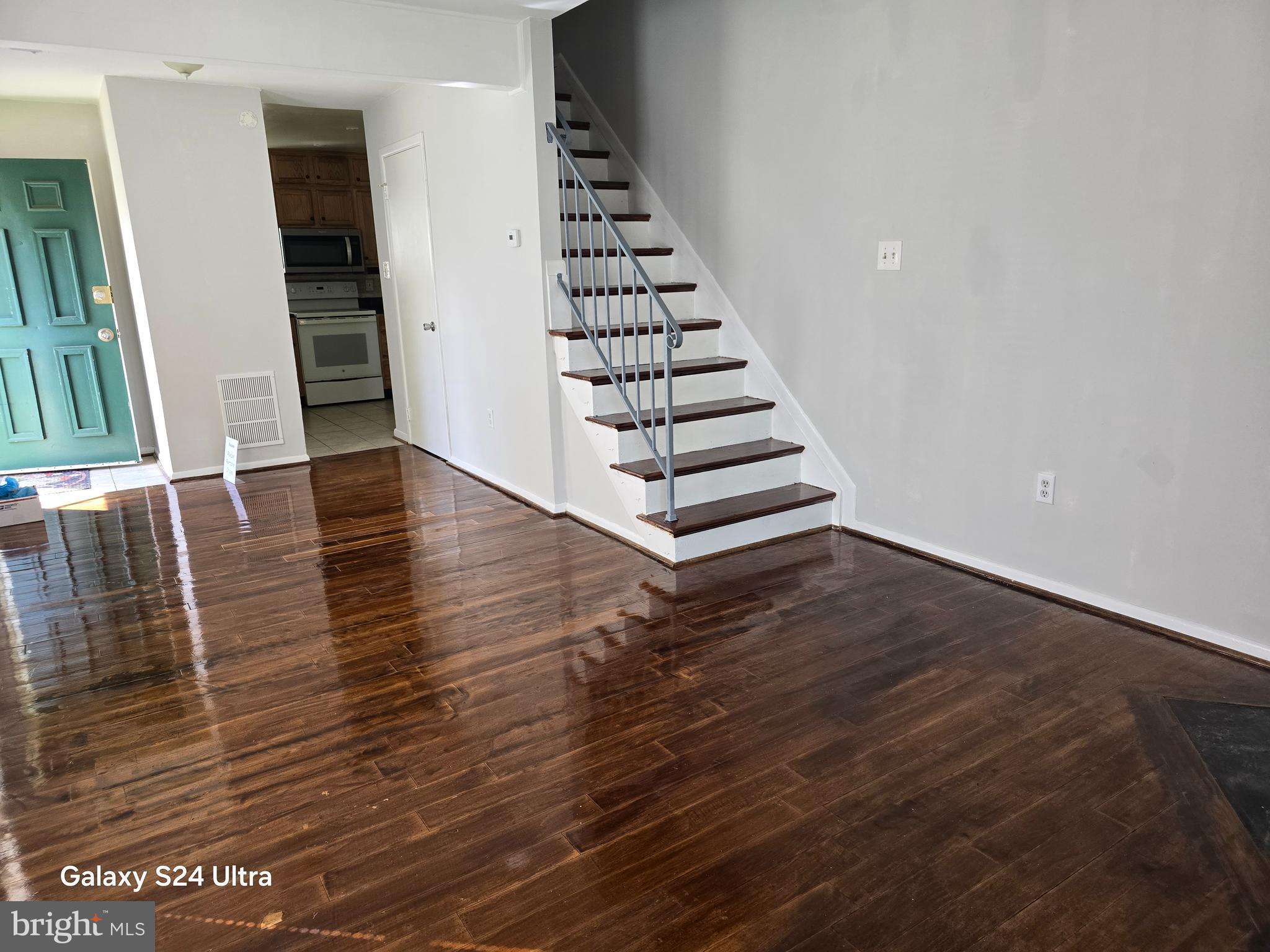 BROOKLEIGH - Residential Lease