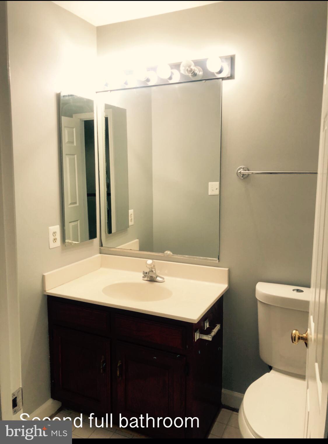 COURTHOUSE WOODS - Residential Lease