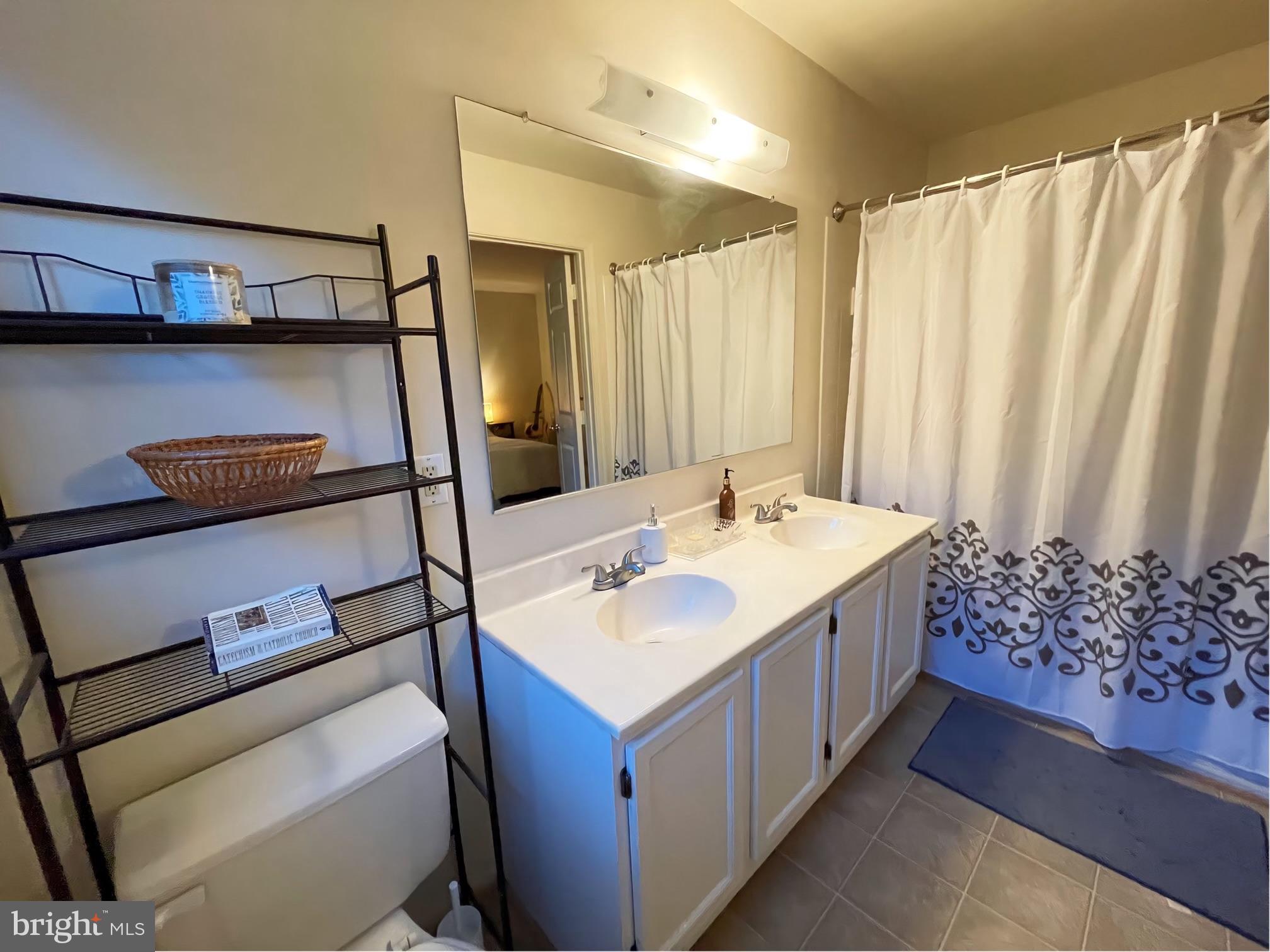 HIGHPOINTE - Residential Lease