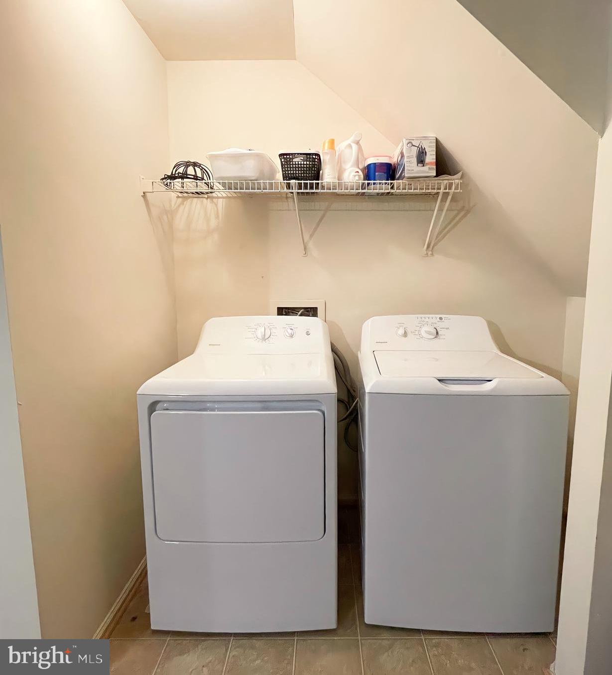 HIGHPOINTE - Residential Lease