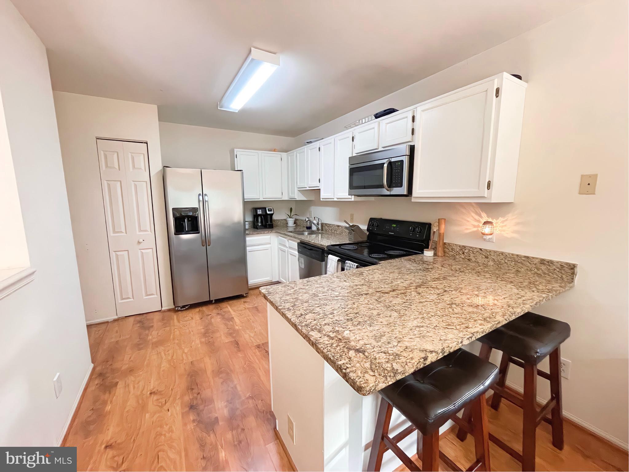 HIGHPOINTE - Residential Lease