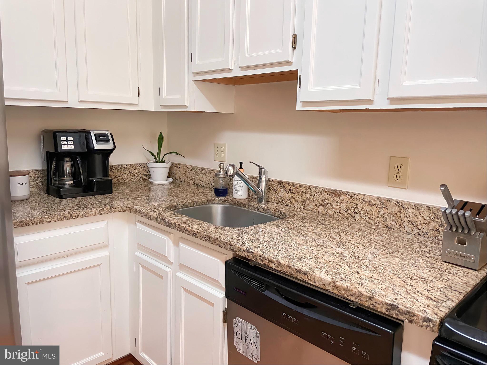 HIGHPOINTE - Residential Lease