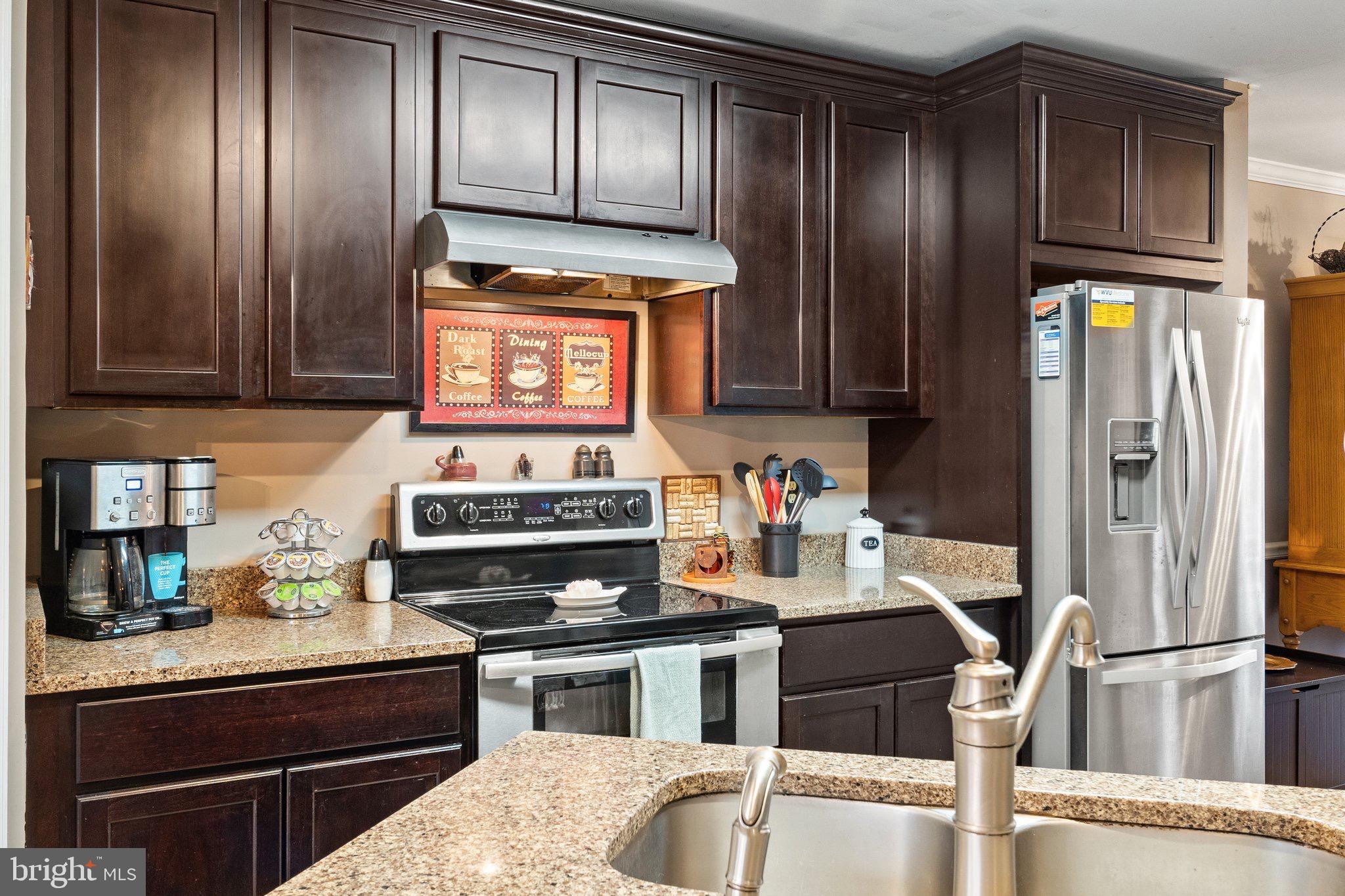 LAUREL RIDGE - Residential