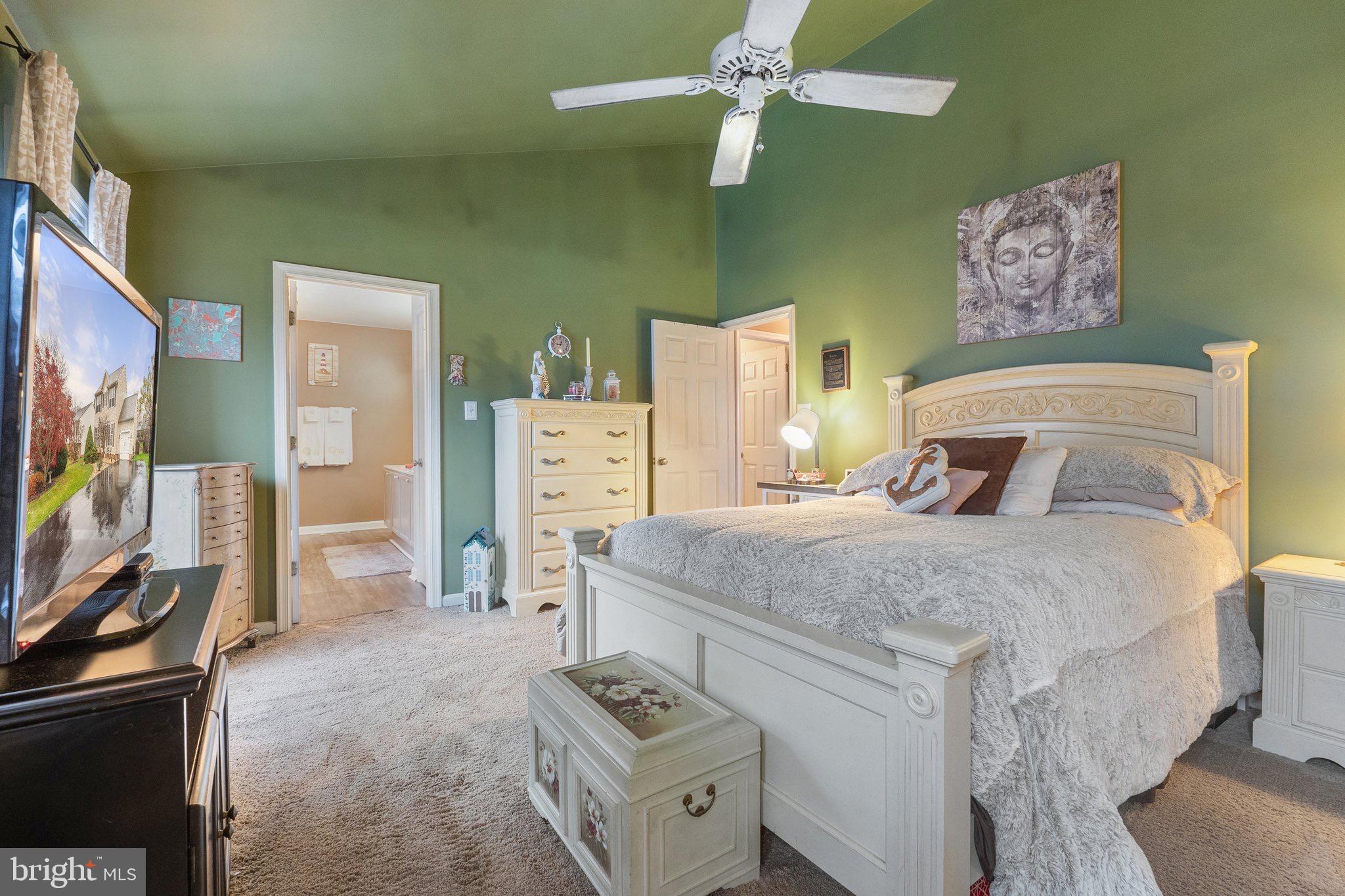 LAUREL RIDGE - Residential