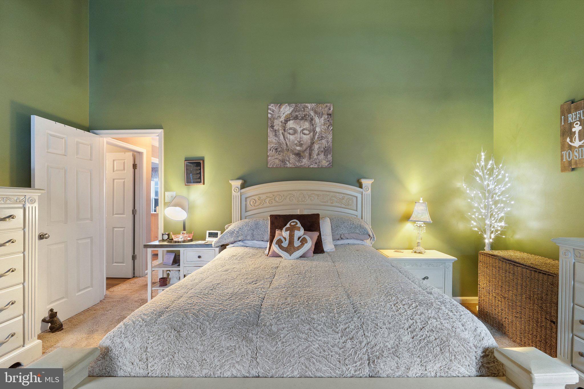 LAUREL RIDGE - Residential