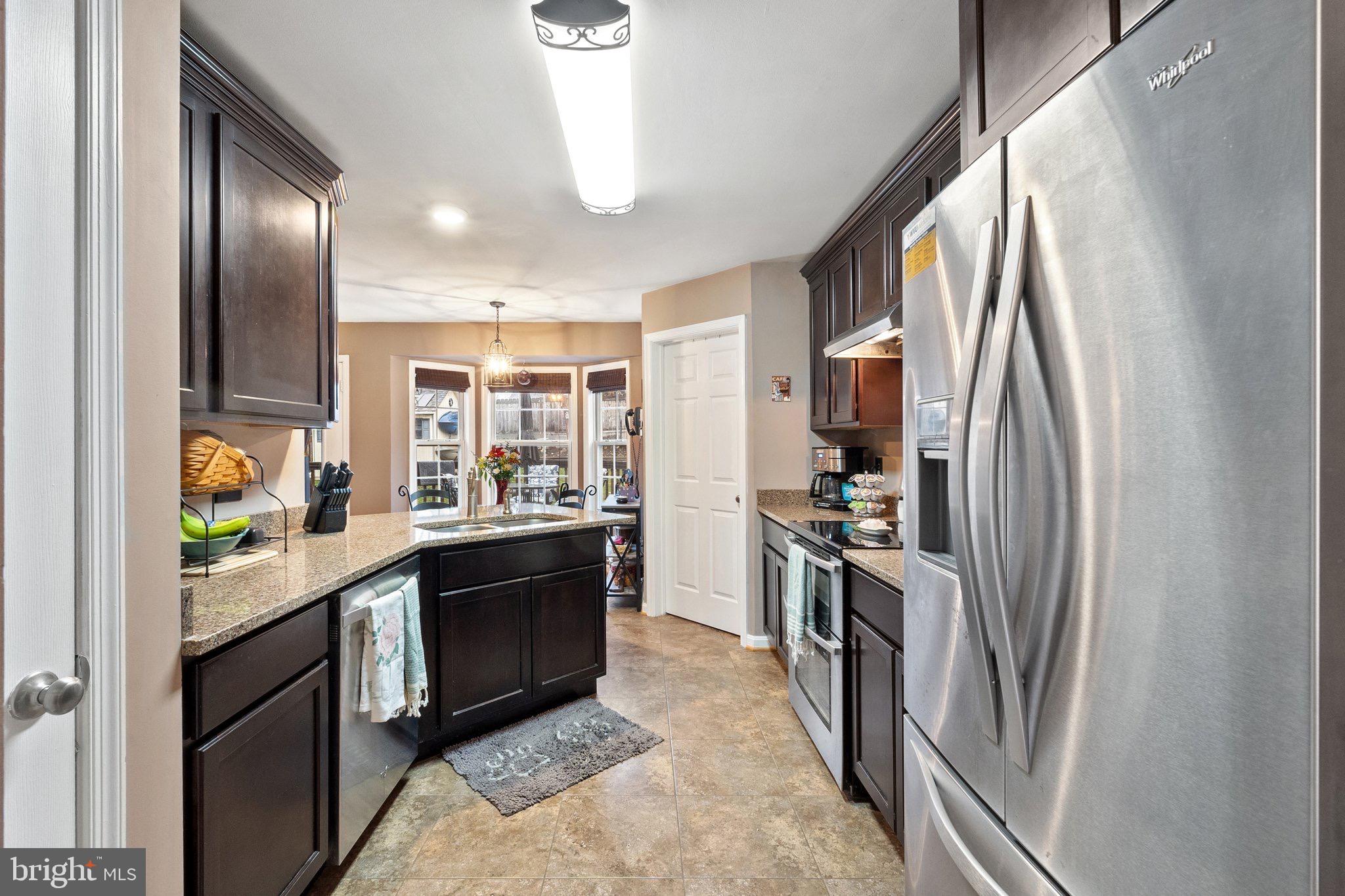 LAUREL RIDGE - Residential