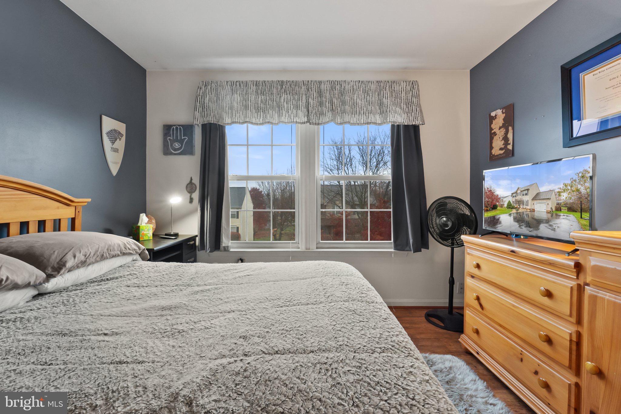 LAUREL RIDGE - Residential